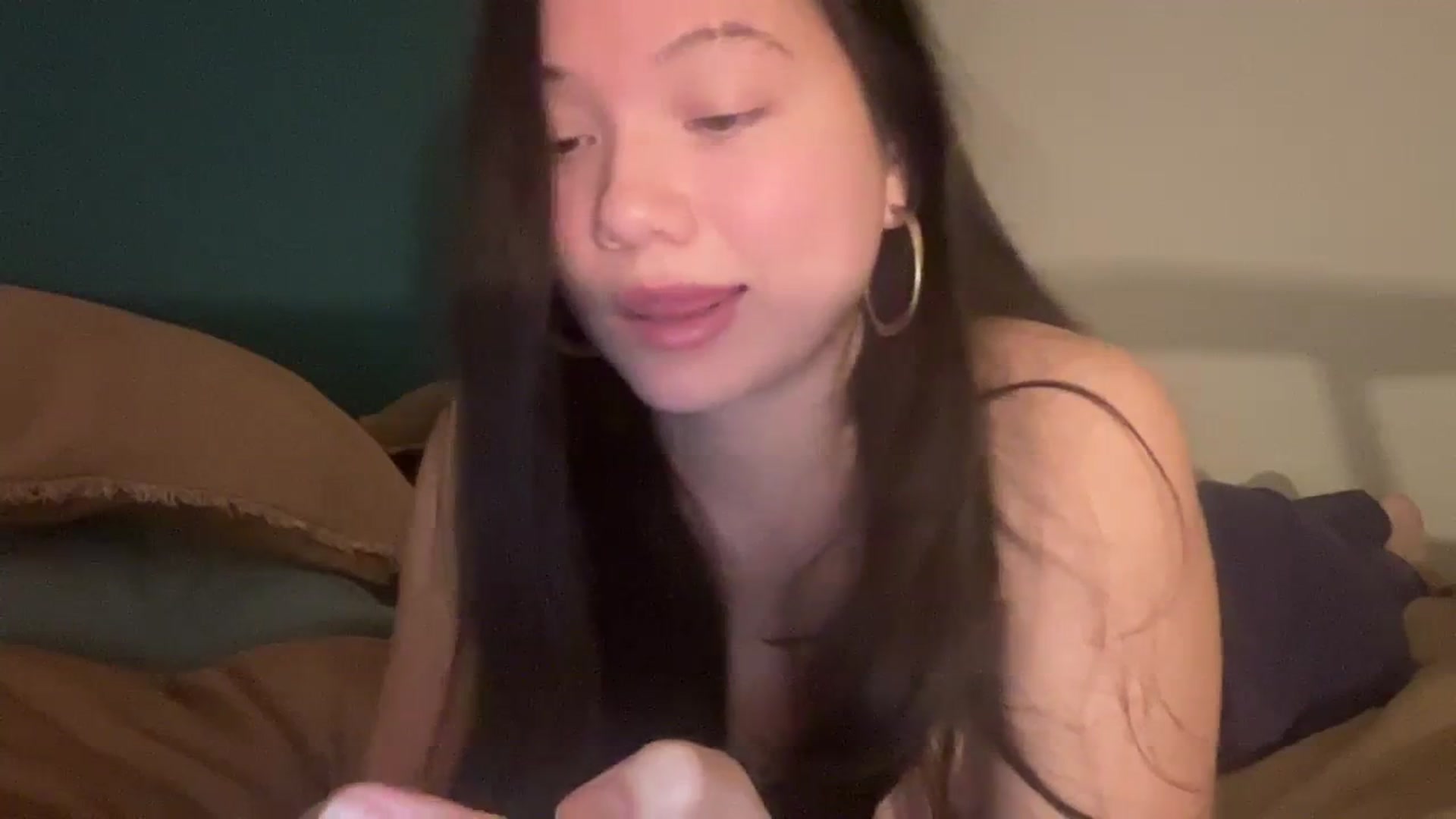 Gallery image thumbnail from imava's myfreecams stream on, 03/25/2024, 05:35 image 9 of 20
