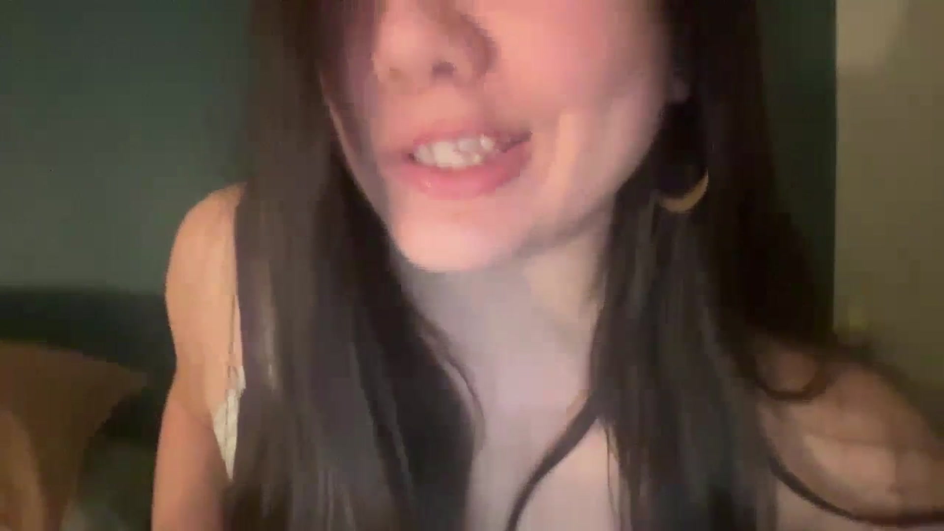 Gallery image thumbnail from imava's myfreecams stream on, 03/25/2024, 05:35 image 2 of 20