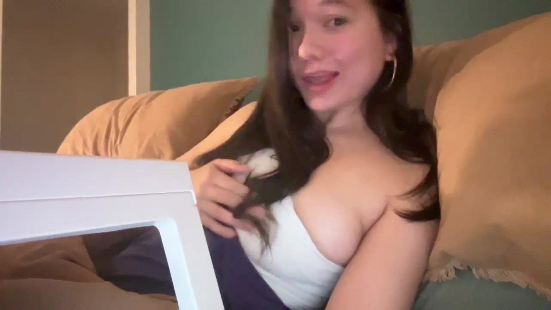 Gallery image thumbnail from imava's myfreecams stream on, 03/25/2024, 06:51 image 3 of 20