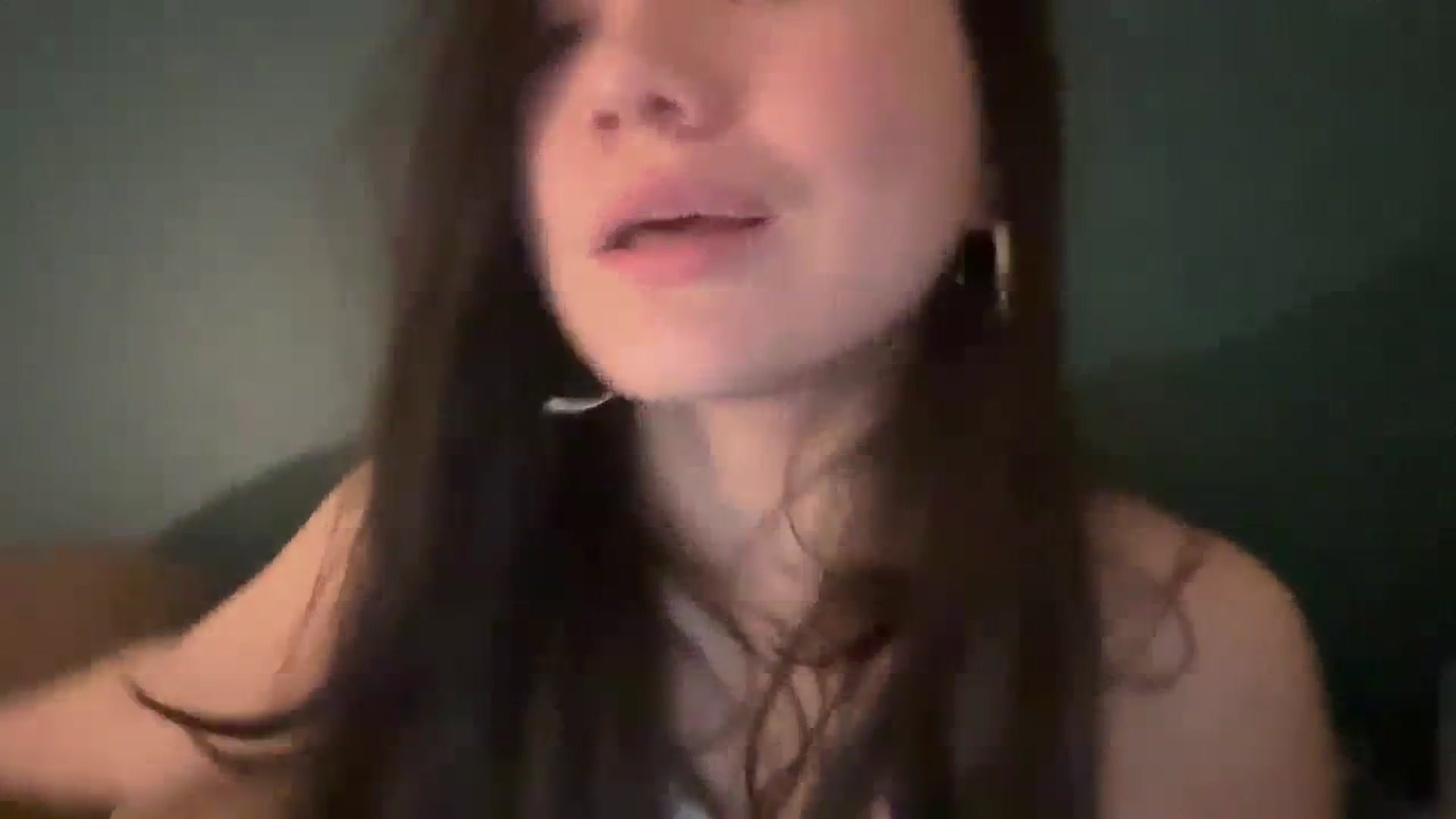 Gallery image thumbnail from imava's myfreecams stream on, 03/25/2024, 10:31 image 11 of 20