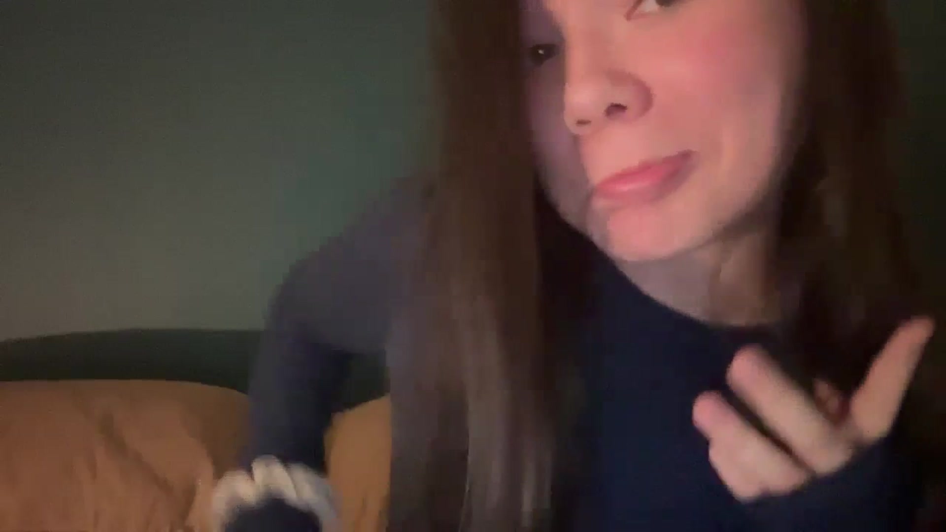 Gallery image thumbnail from imava's myfreecams stream on, 03/26/2024, 23:19 image 18 of 20