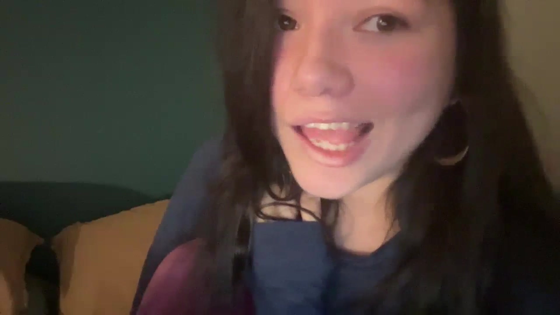 Gallery image thumbnail from imava's myfreecams stream on, 03/26/2024, 23:19 image 9 of 20