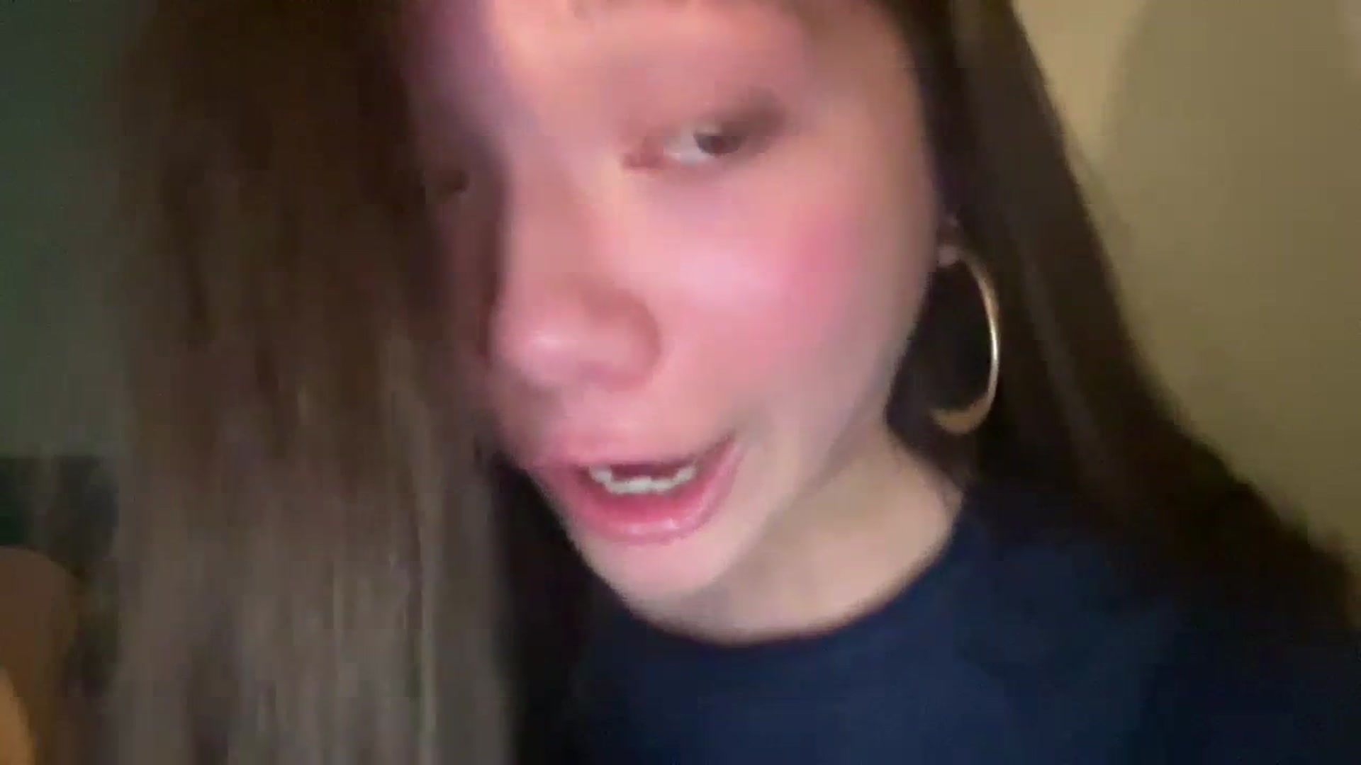 Gallery image thumbnail from imava's myfreecams stream on, 03/26/2024, 23:19 image 7 of 20