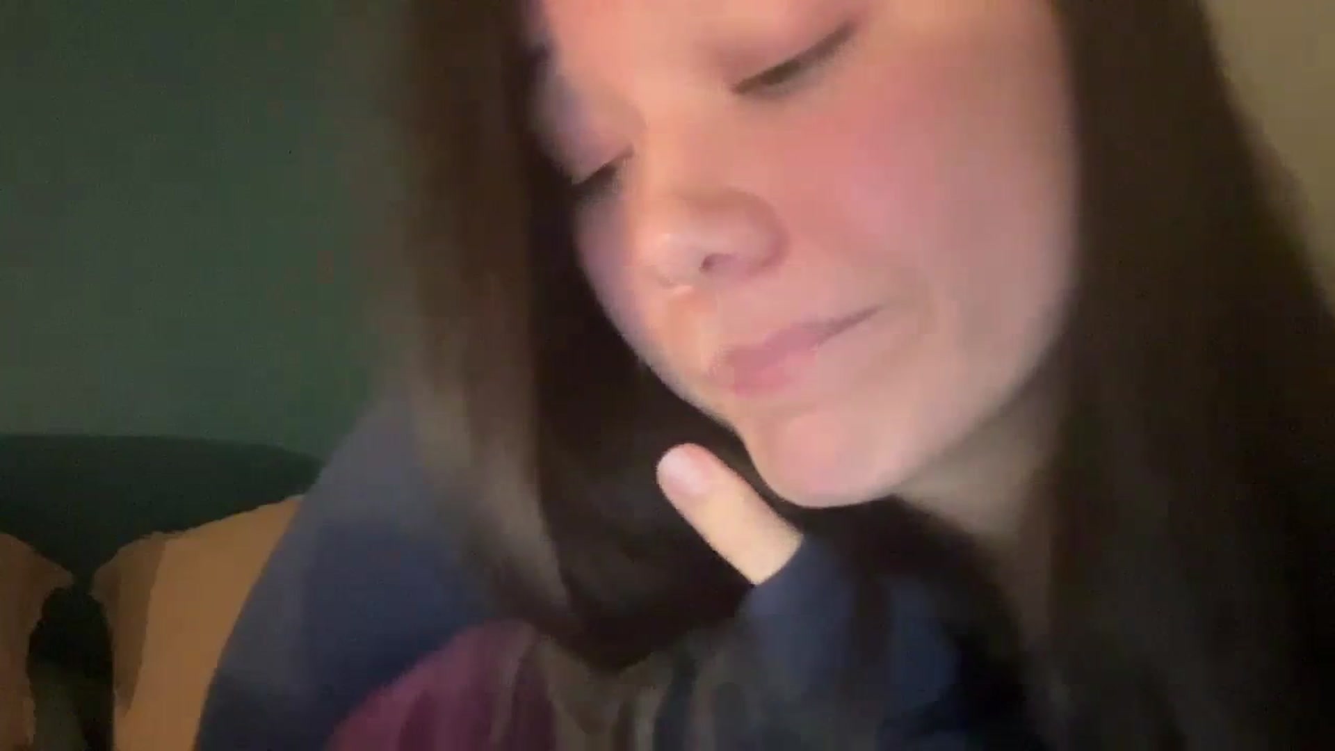 Gallery image thumbnail from imava's myfreecams stream on, 03/26/2024, 23:19 image 10 of 20