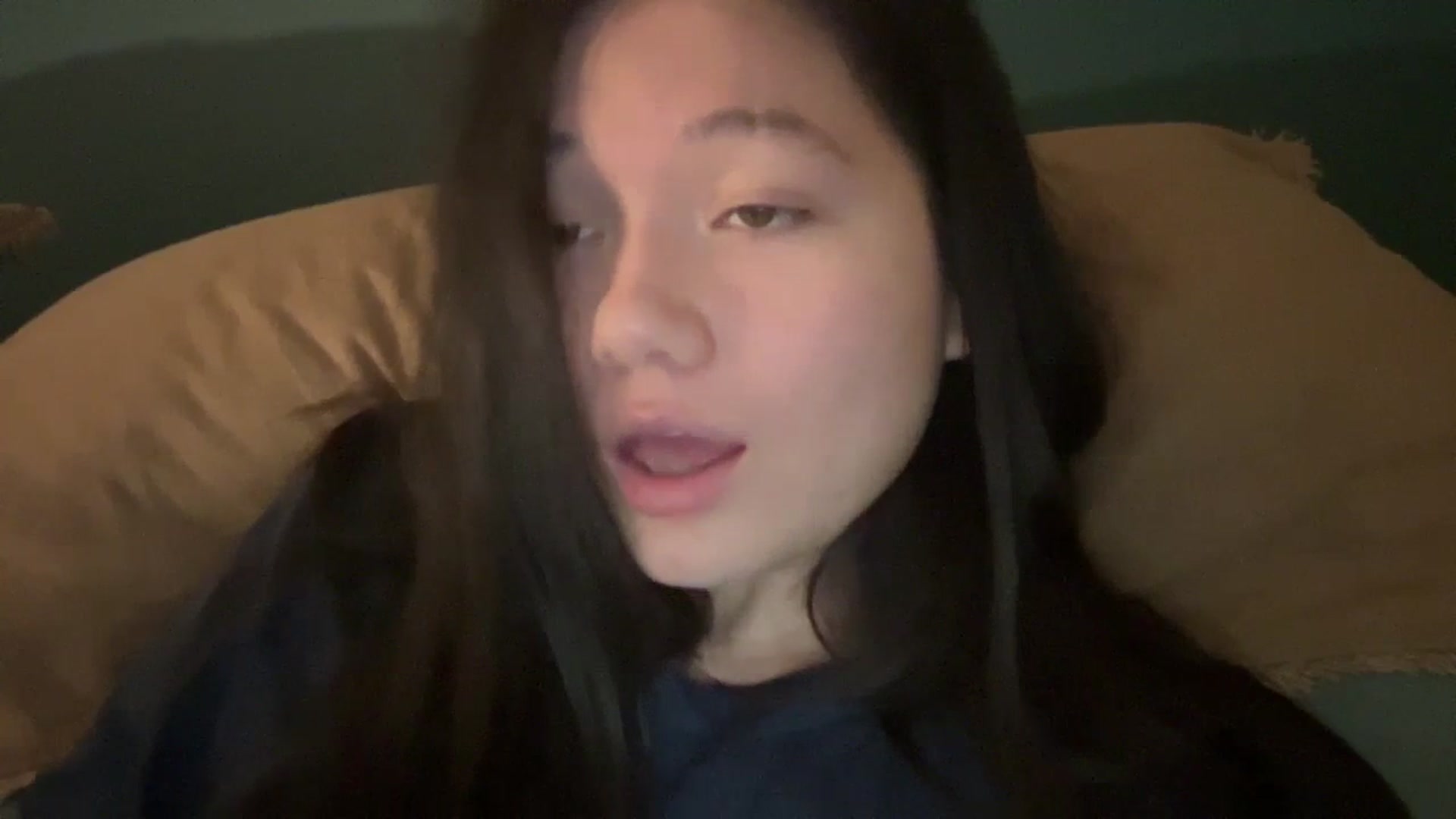 Gallery image thumbnail from imava's myfreecams stream on, 03/27/2024, 04:36 image 9 of 20
