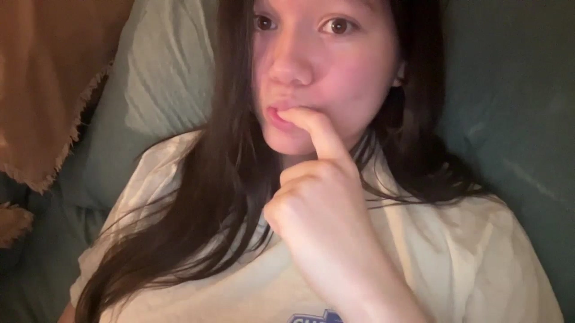 Gallery image thumbnail from imava's myfreecams stream on, 03/29/2024, 09:25 image 13 of 20