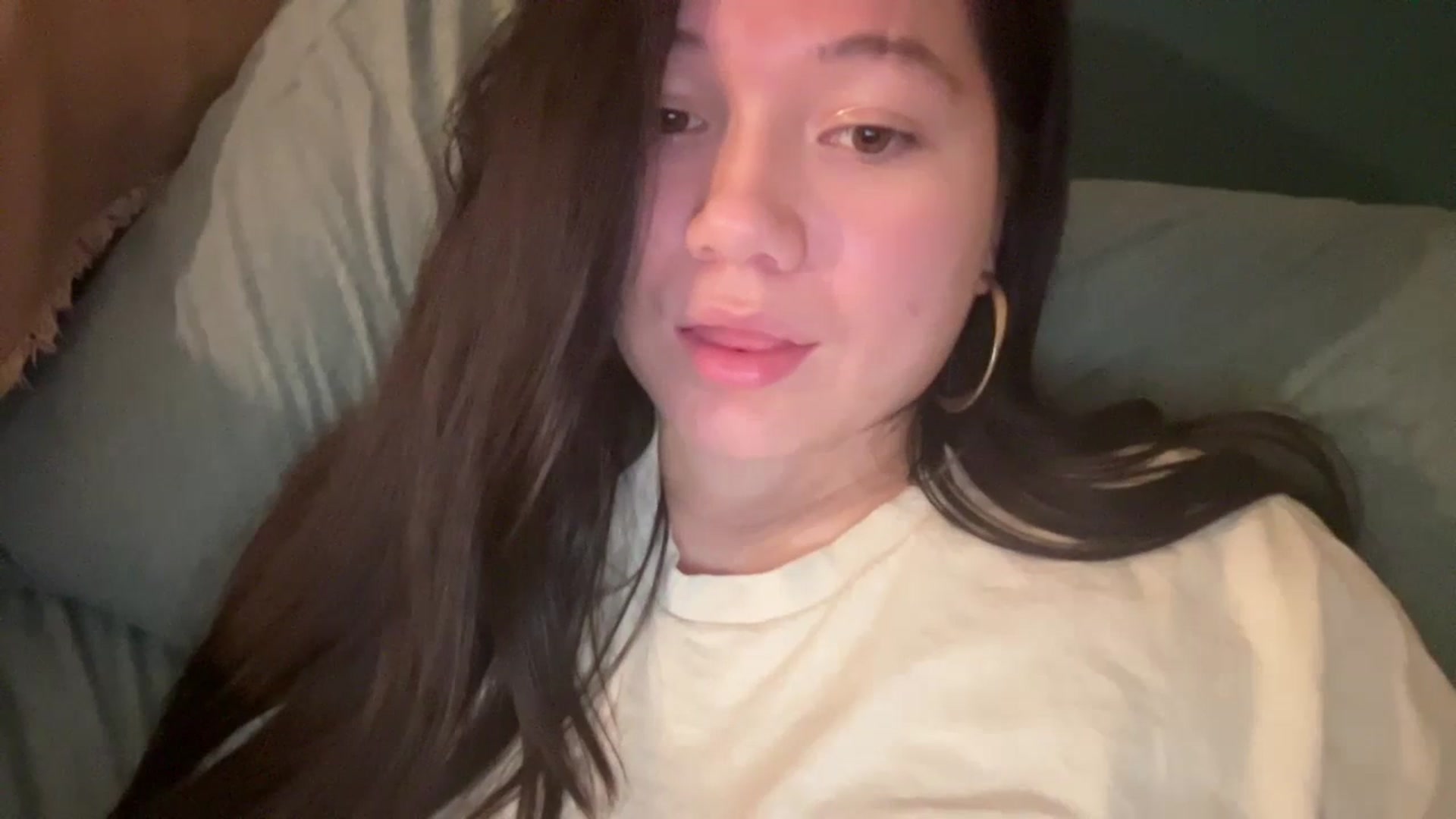 Gallery image thumbnail from imava's myfreecams stream on, 03/29/2024, 09:25 image 18 of 20