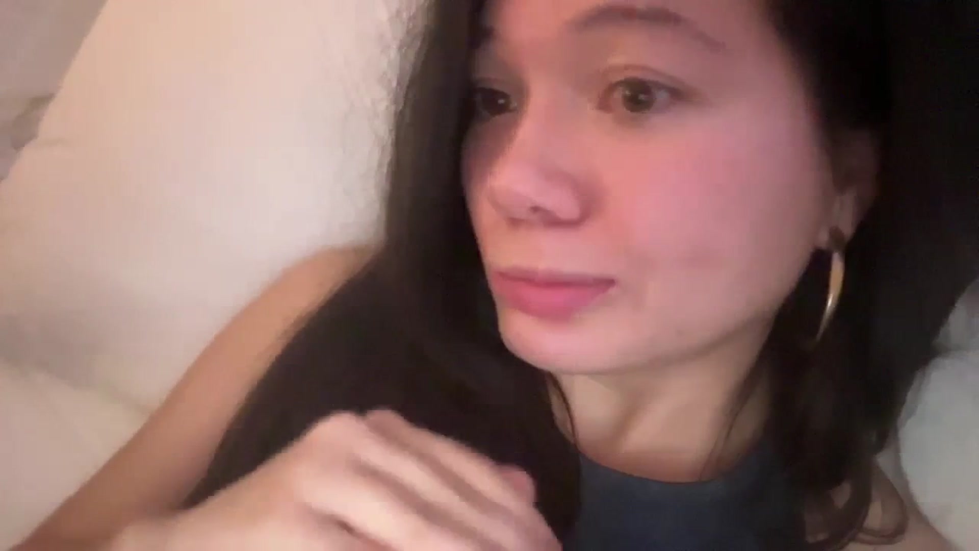 Gallery image thumbnail from imava's myfreecams stream on, 03/30/2024, 08:10 image 13 of 20