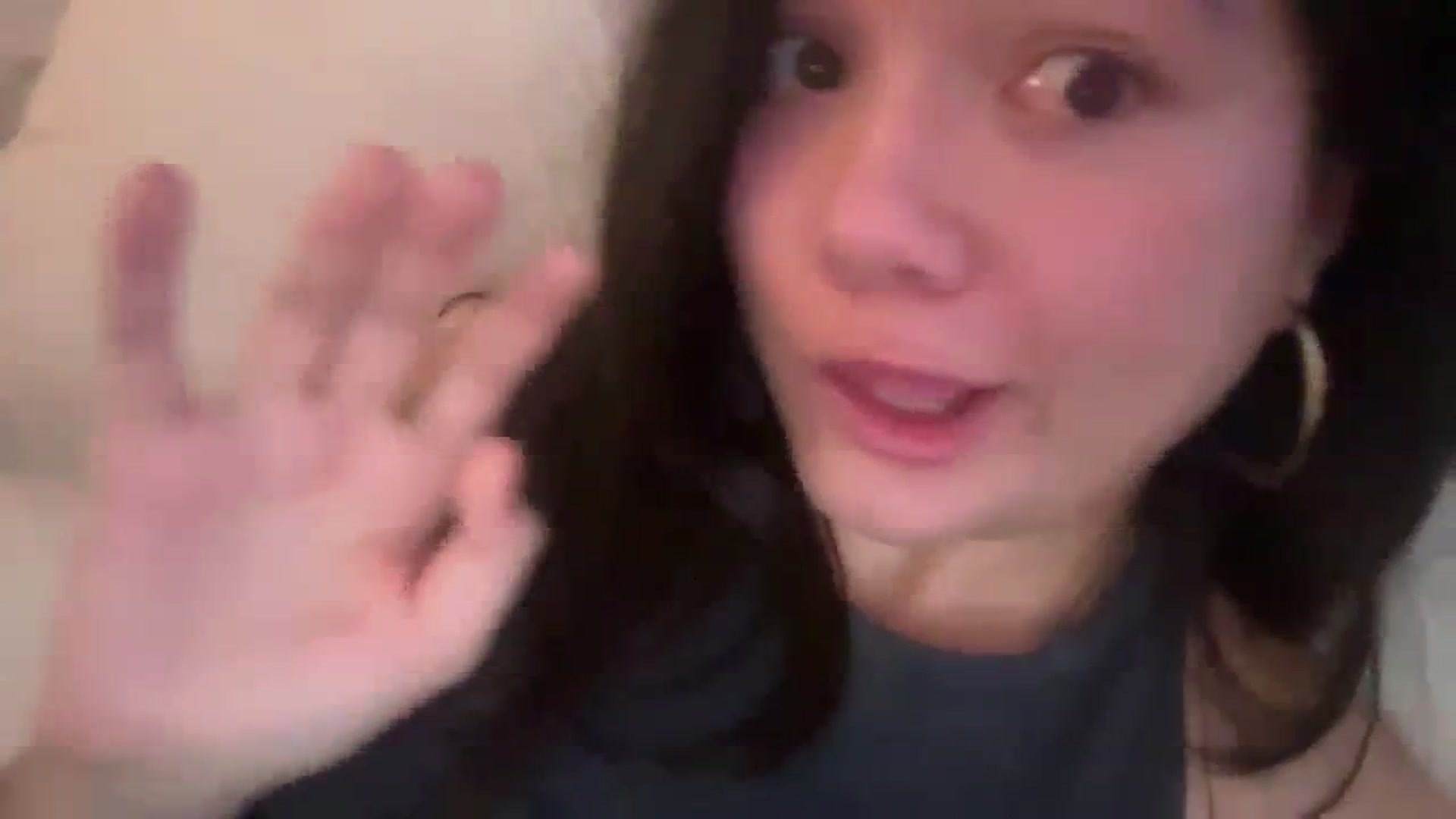 Gallery image thumbnail from imava's myfreecams stream on, 03/30/2024, 08:10 image 12 of 20