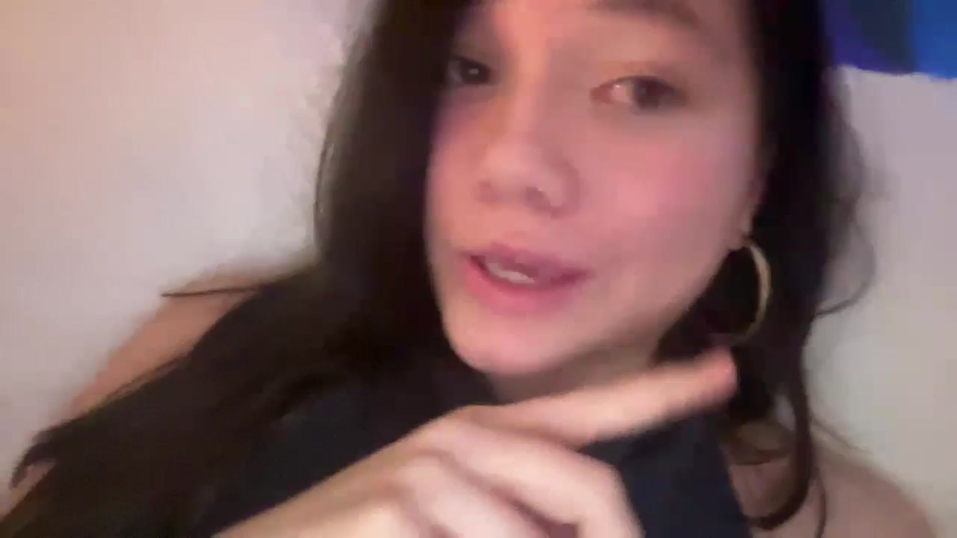 Gallery image thumbnail from imava's myfreecams stream on, 03/30/2024, 08:10 image 8 of 20