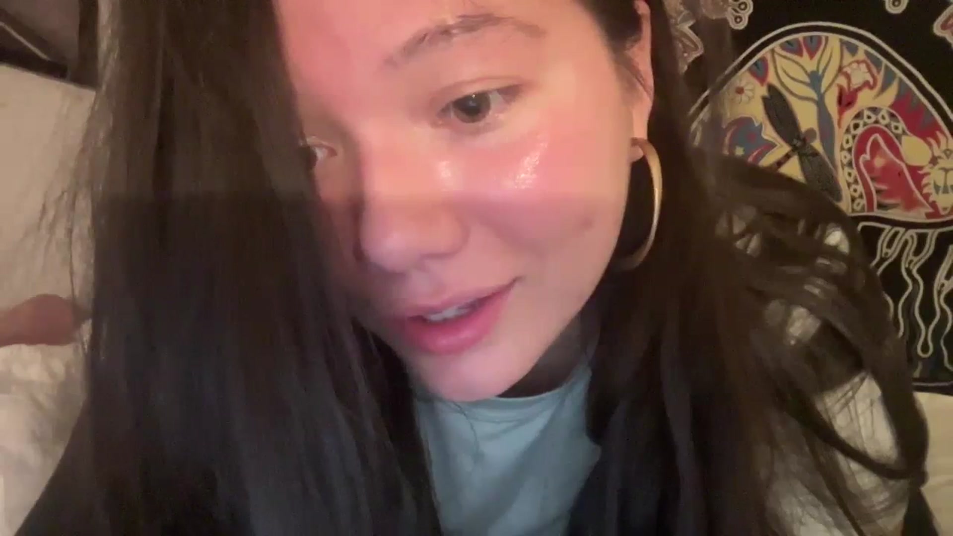 Gallery image thumbnail from imava's myfreecams stream on, 03/31/2024, 07:45 image 18 of 20