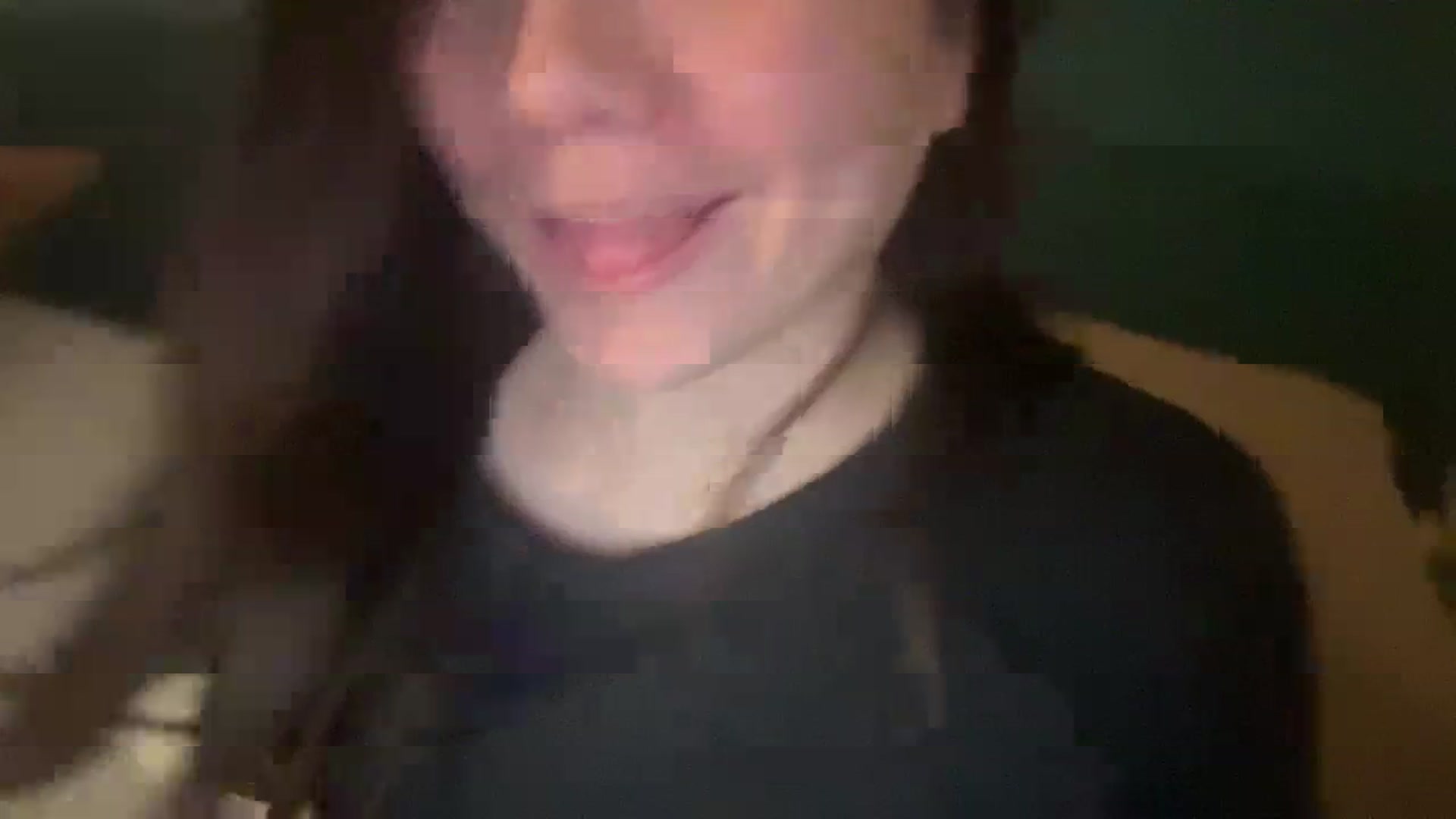Gallery image thumbnail from imava's myfreecams stream on, 04/03/2024, 09:08 image 17 of 20