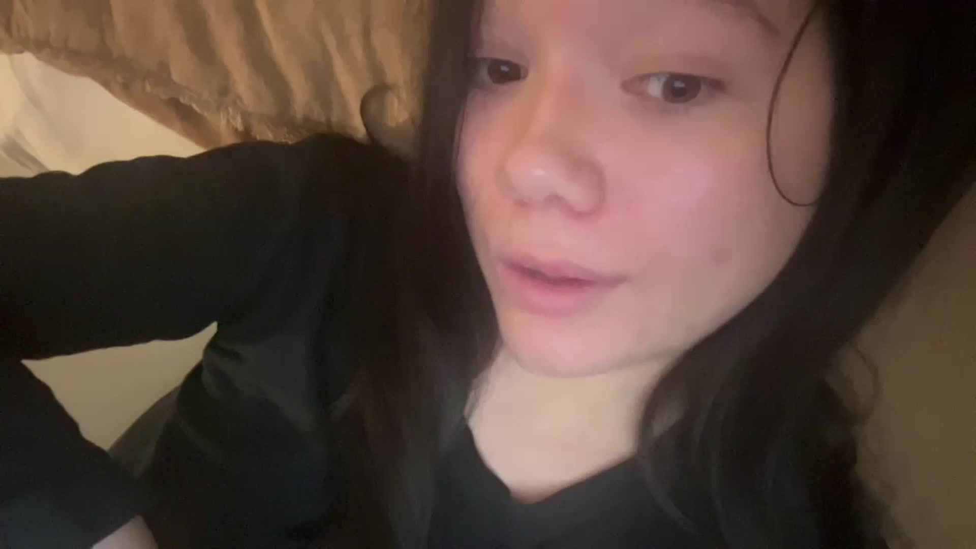 Gallery image thumbnail from imava's myfreecams stream on, 04/03/2024, 09:08 image 14 of 20