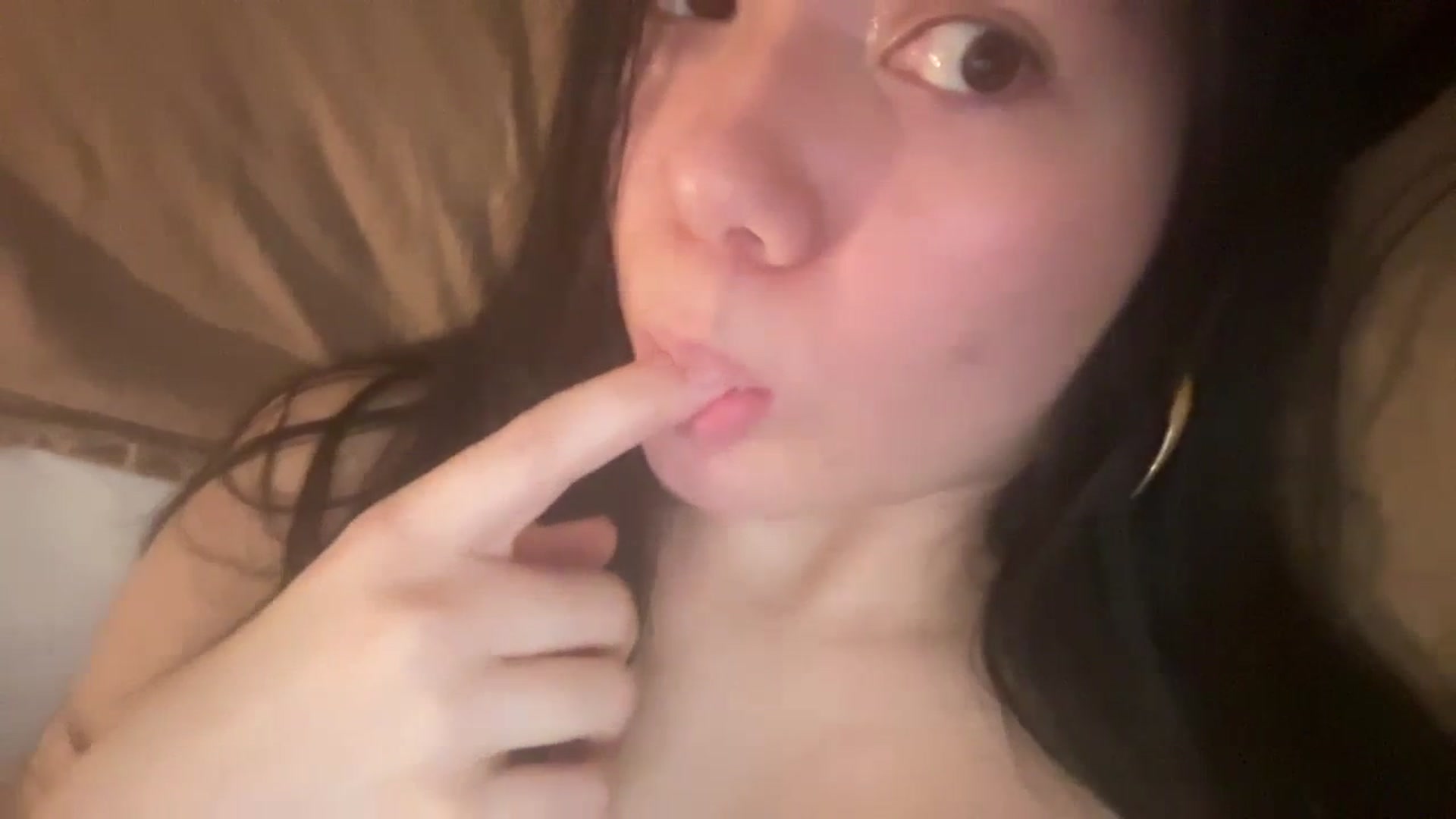Gallery image thumbnail from imava's myfreecams stream on, 04/04/2024, 08:59 image 19 of 20