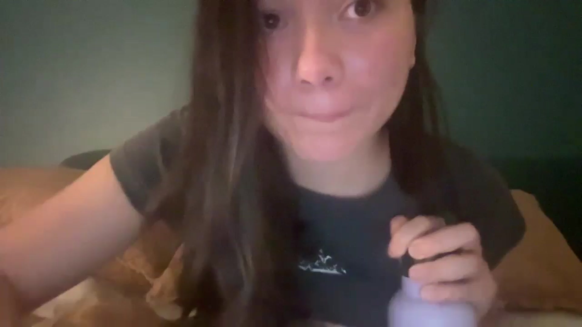 Gallery image thumbnail from imava's myfreecams stream on, 04/05/2024, 10:17 image 1 of 20