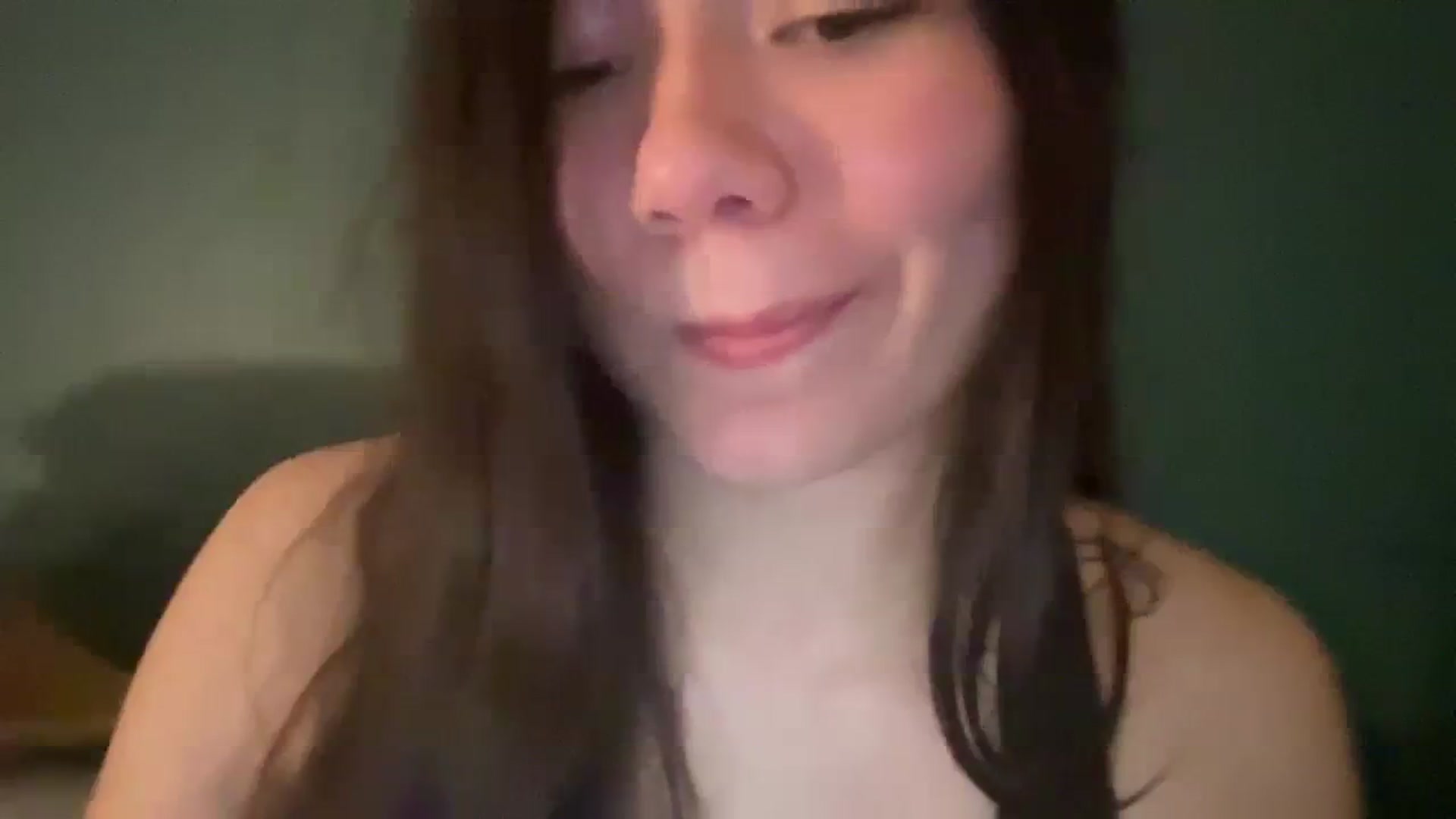 Gallery image thumbnail from imava's myfreecams stream on, 04/07/2024, 09:25 image 4 of 20