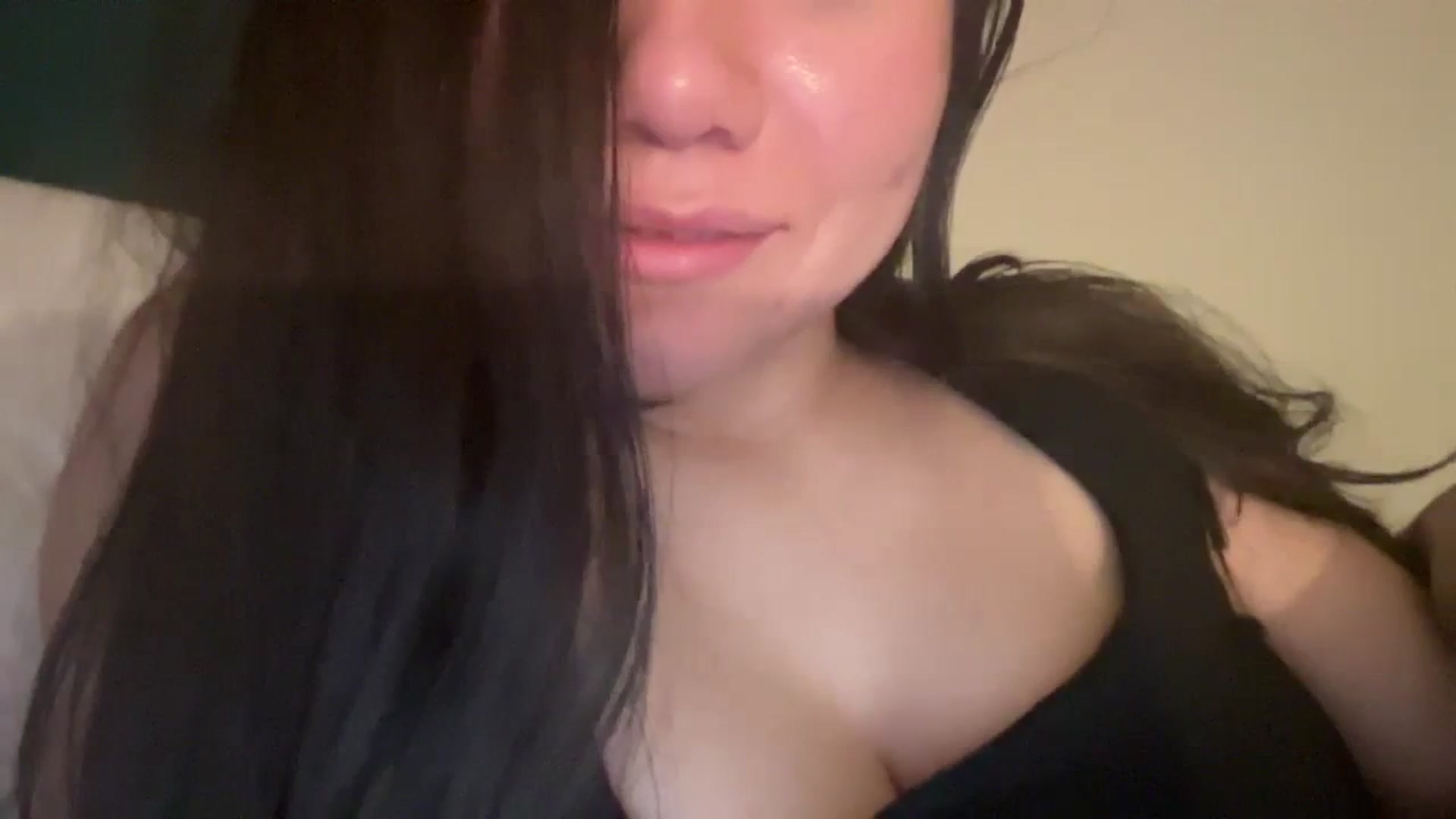 Gallery image thumbnail from imava's myfreecams stream on, 04/07/2024, 09:25 image 11 of 20