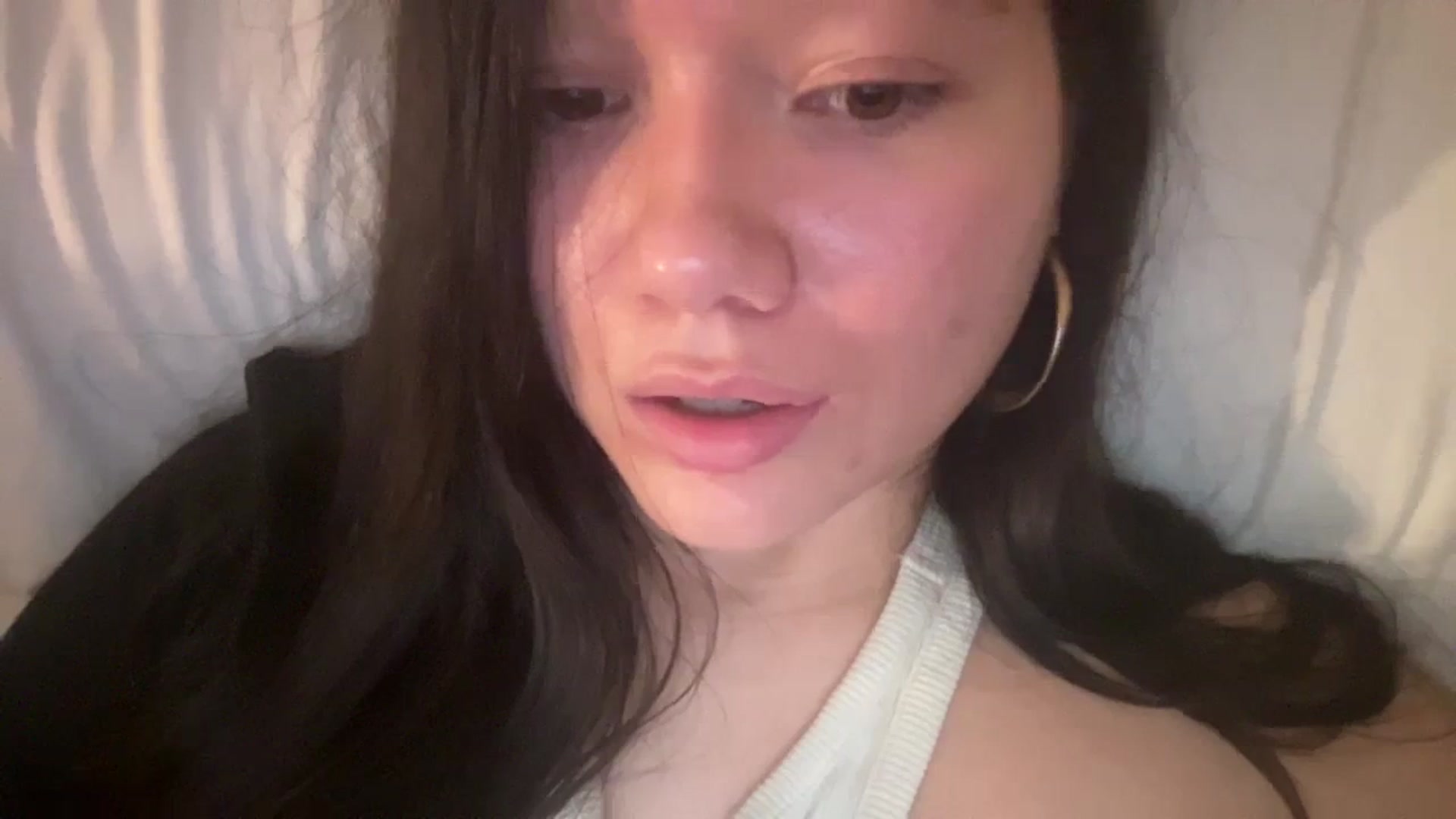 Gallery image thumbnail from imava's myfreecams stream on, 04/08/2024, 08:26 image 20 of 20