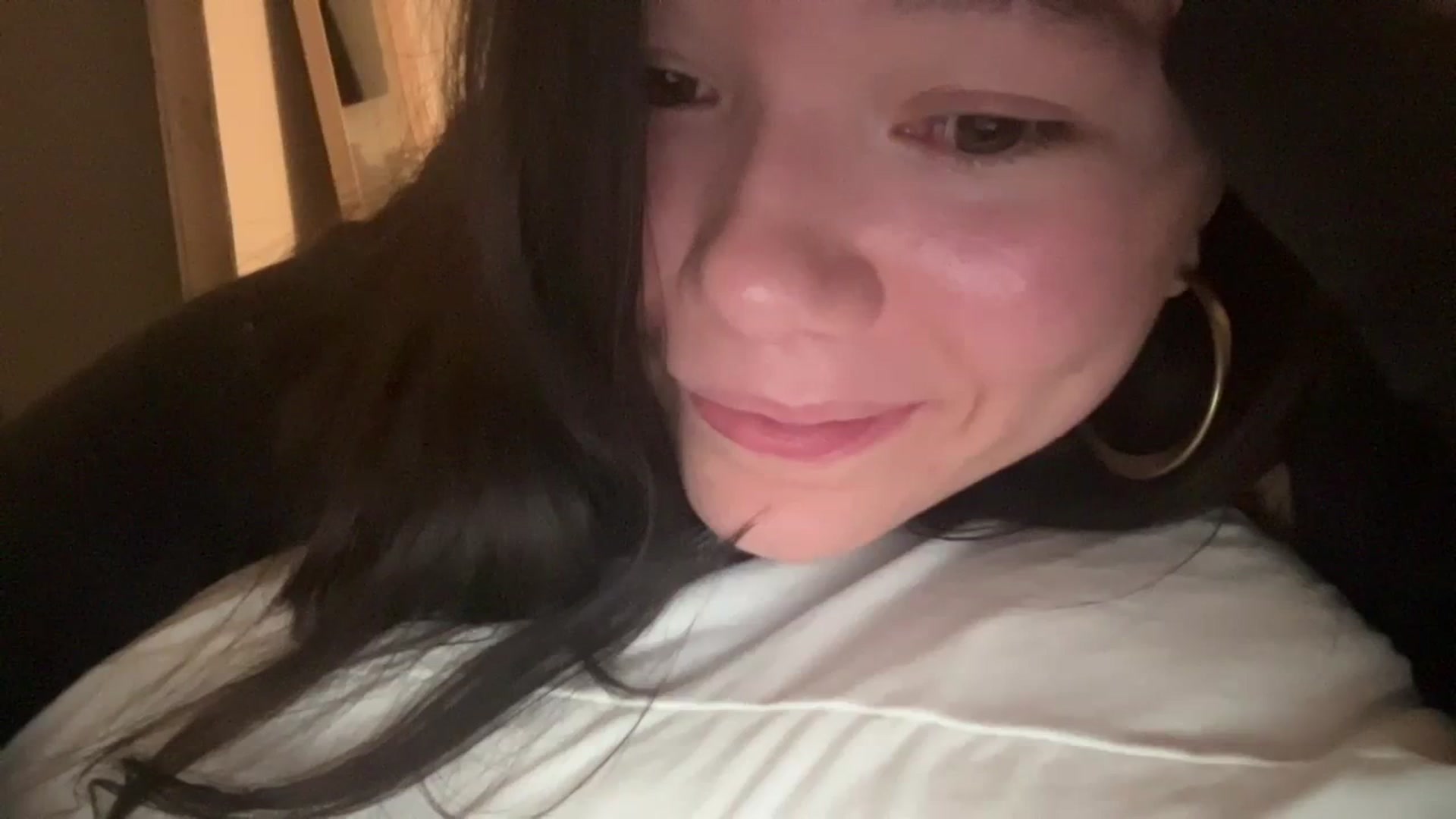 Gallery image thumbnail from imava's myfreecams stream on, 04/08/2024, 10:21 image 12 of 20