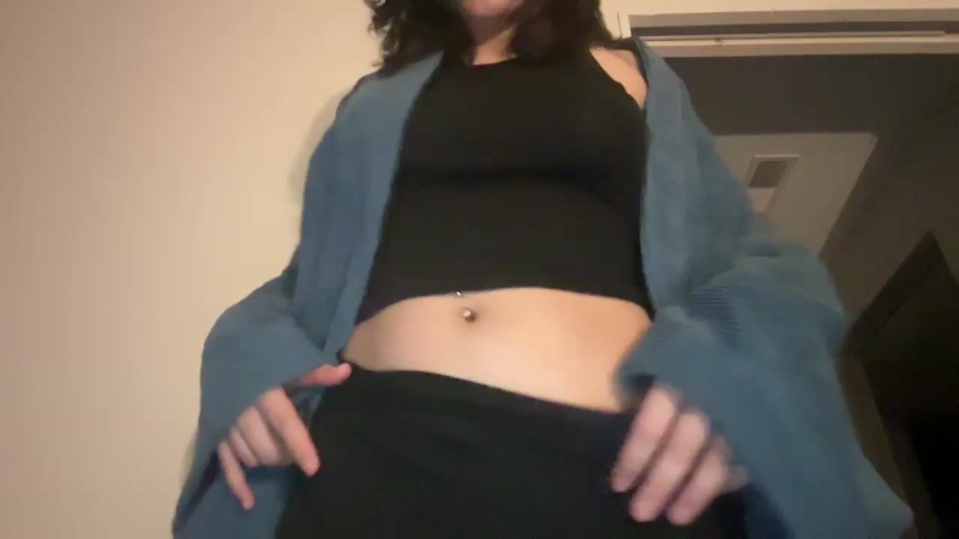 Gallery image thumbnail from imava's myfreecams stream on, 04/11/2024, 06:27 image 16 of 20