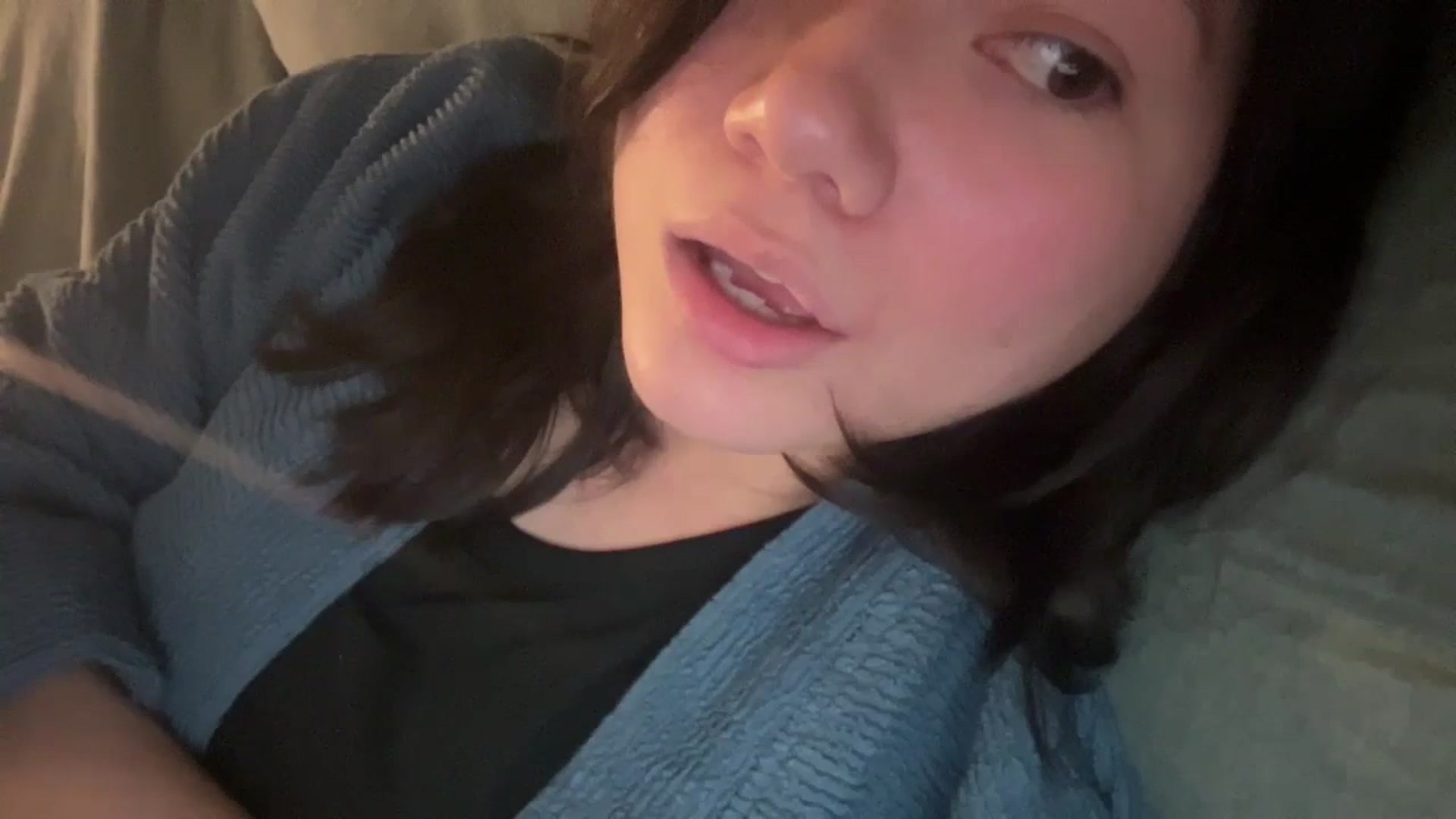 Gallery image thumbnail from imava's myfreecams stream on, 04/11/2024, 09:19 image 6 of 20