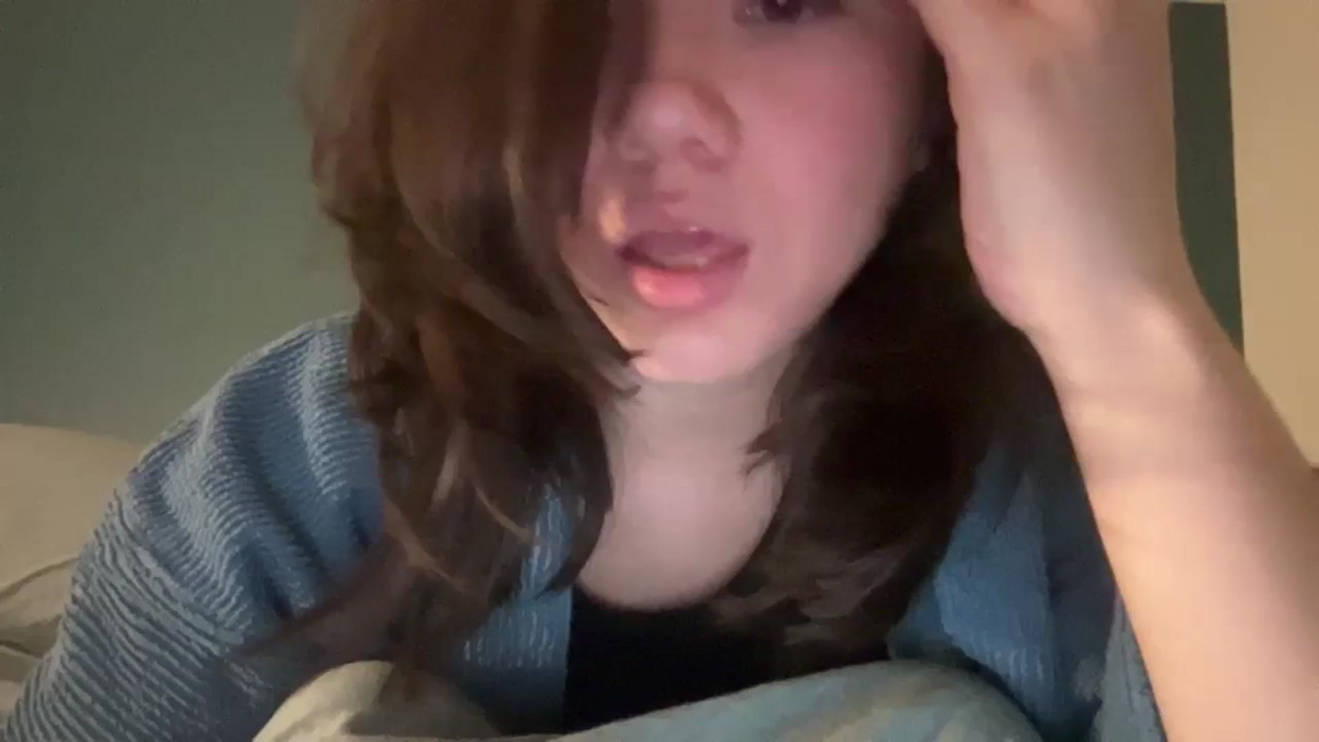 Gallery image thumbnail from imava's myfreecams stream on, 04/11/2024, 09:19 image 1 of 20