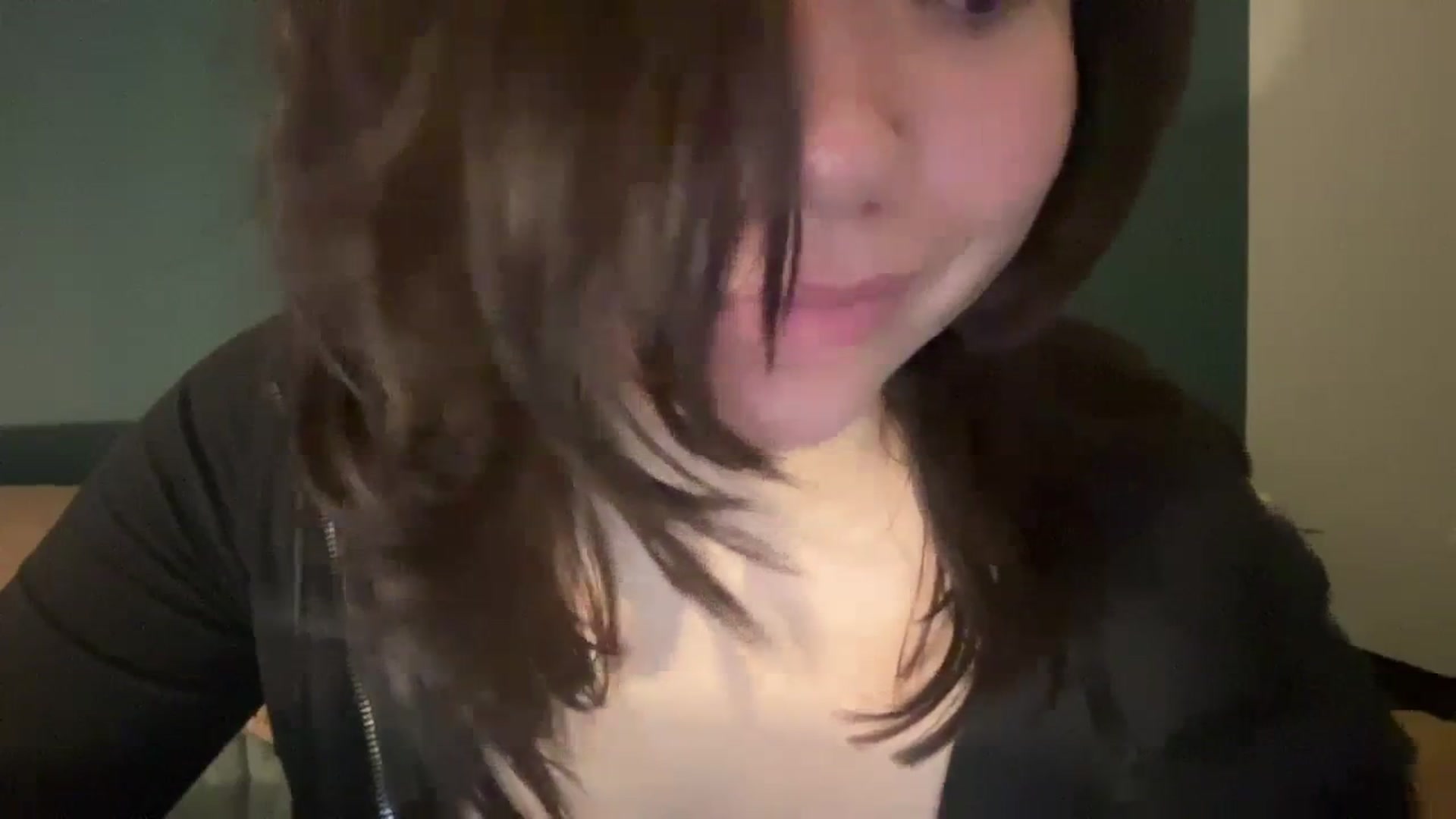 Gallery image thumbnail from imava's myfreecams stream on, 04/12/2024, 08:20 image 15 of 20