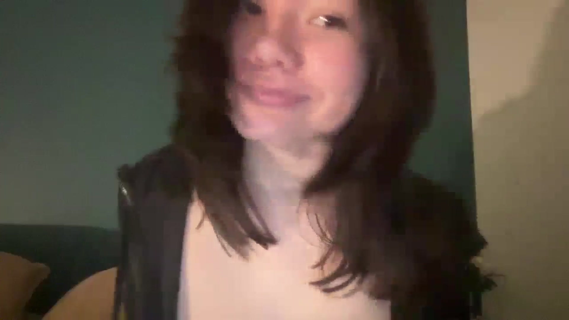Gallery image thumbnail from imava's myfreecams stream on, 04/12/2024, 09:22 image 18 of 20