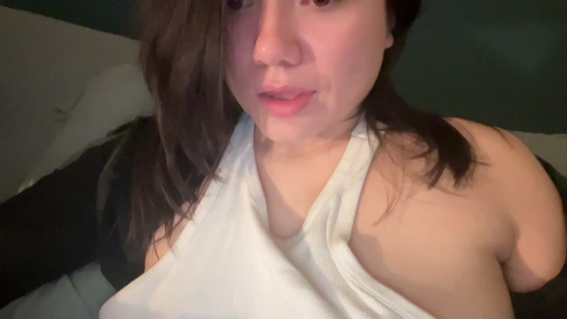 Gallery image thumbnail from imava's myfreecams stream on, 04/14/2024, 10:25 image 1 of 20