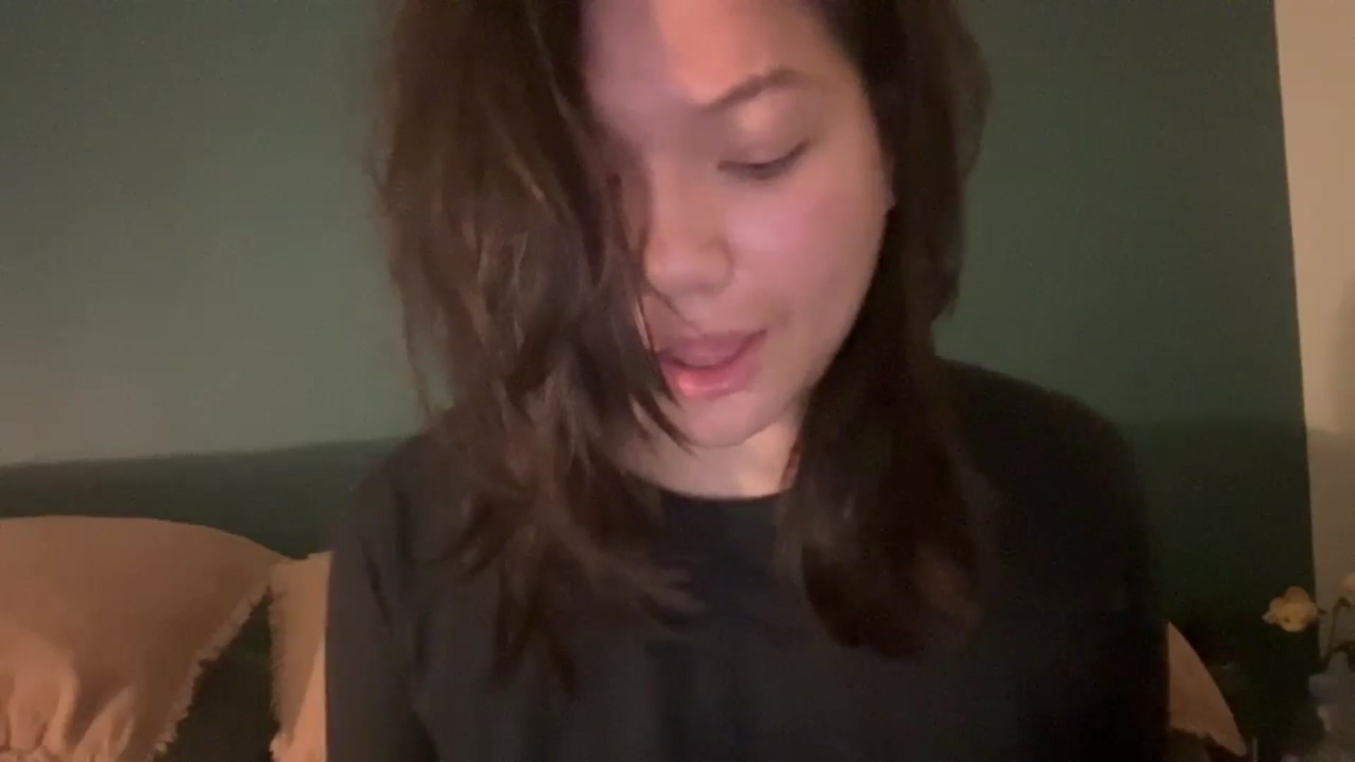 Gallery image thumbnail from imava's myfreecams stream on, 04/25/2024, 07:32 image 17 of 20