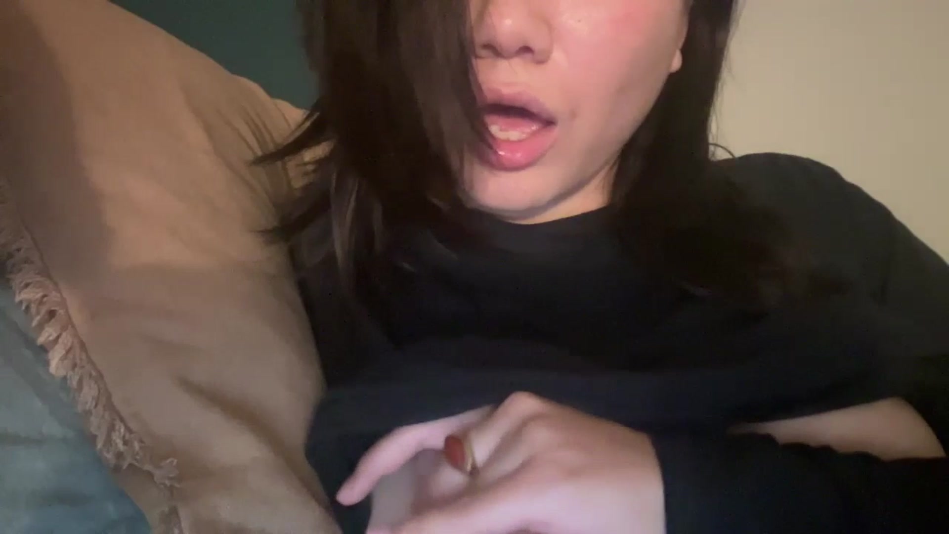 Gallery image thumbnail from imava's myfreecams stream on, 04/25/2024, 07:32 image 4 of 20