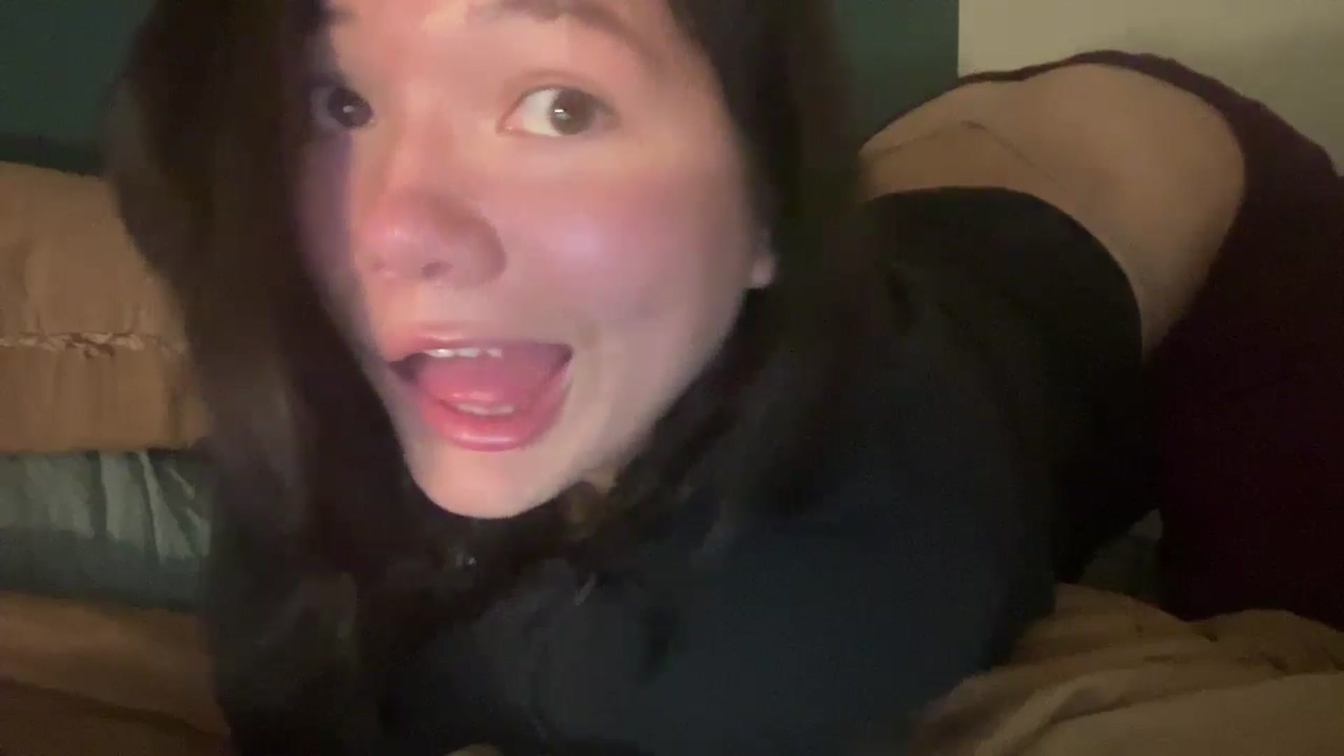 Gallery image thumbnail from imava's myfreecams stream on, 04/27/2024, 02:44 image 13 of 20