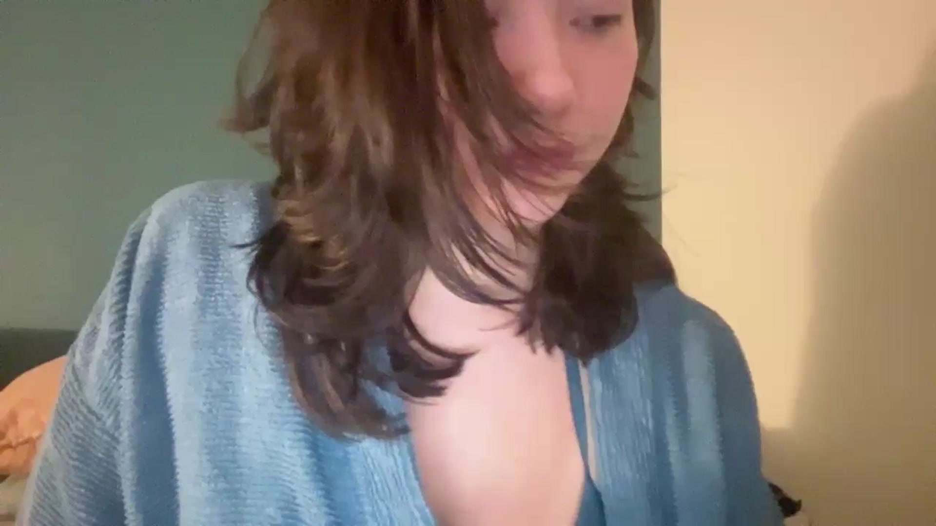 Gallery image thumbnail from imava's myfreecams stream on, 04/27/2024, 18:23 image 3 of 20