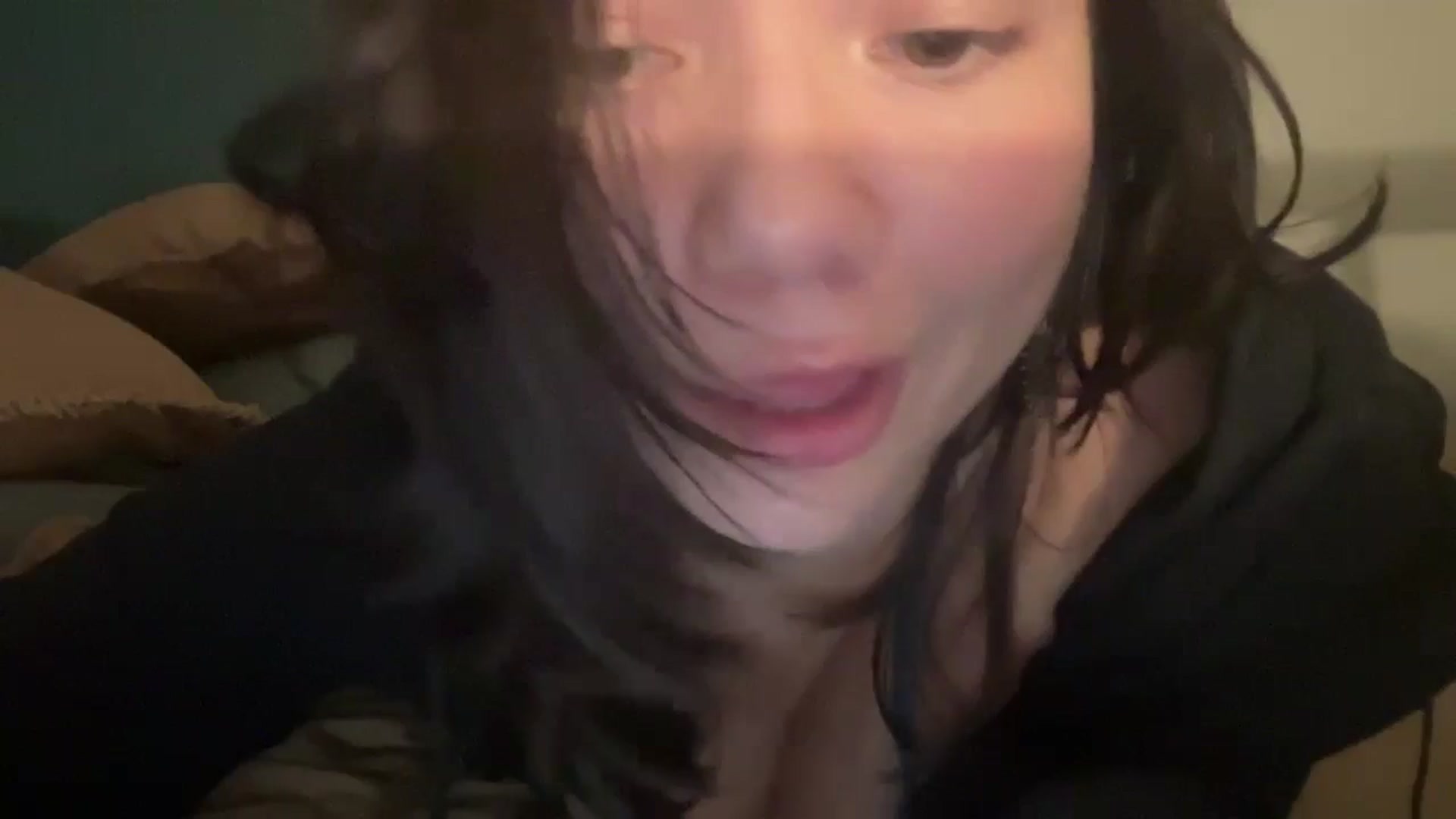 Gallery image thumbnail from imava's myfreecams stream on, 04/27/2024, 20:01 image 8 of 20