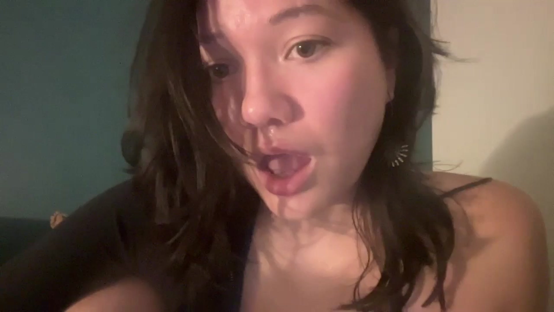 Gallery image thumbnail from imava's myfreecams stream on, 04/28/2024, 05:48 image 13 of 20