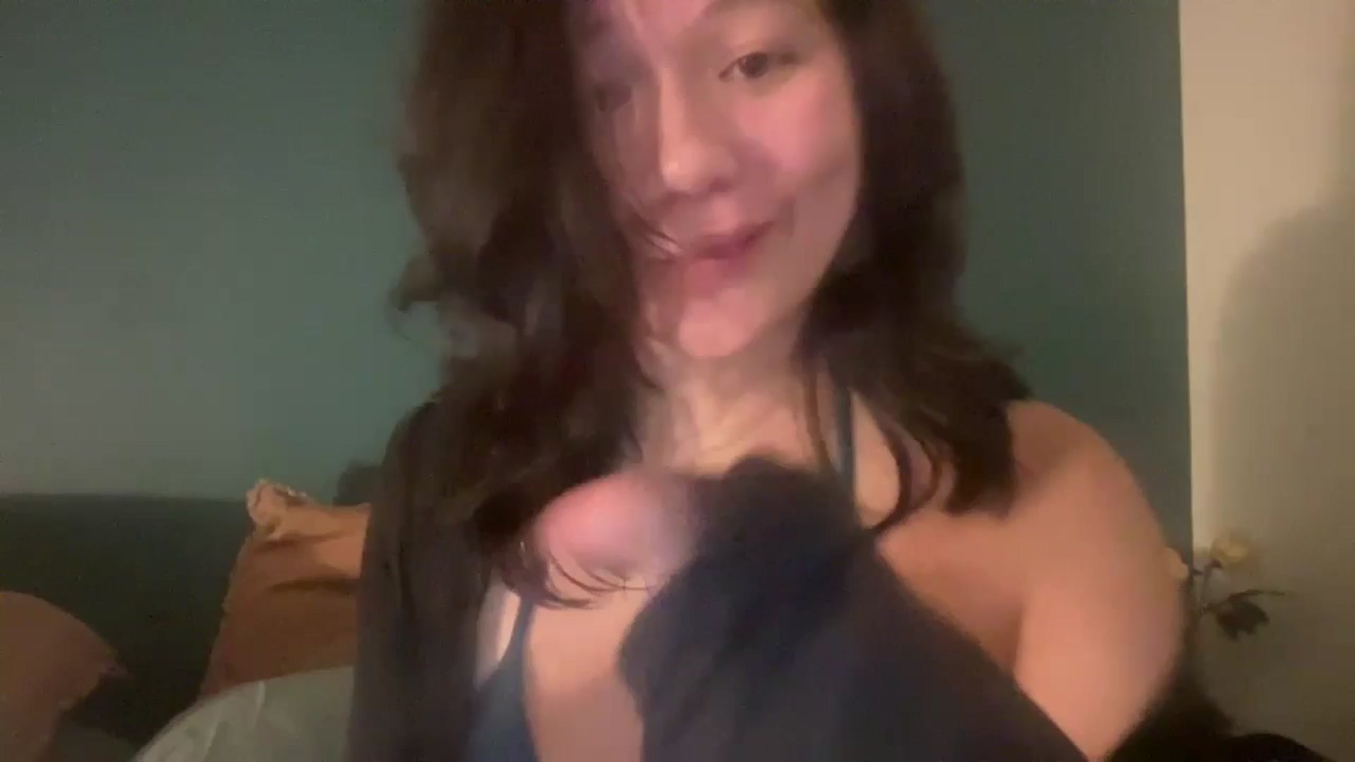 Gallery image thumbnail from imava's myfreecams stream on, 04/28/2024, 05:48 image 9 of 20