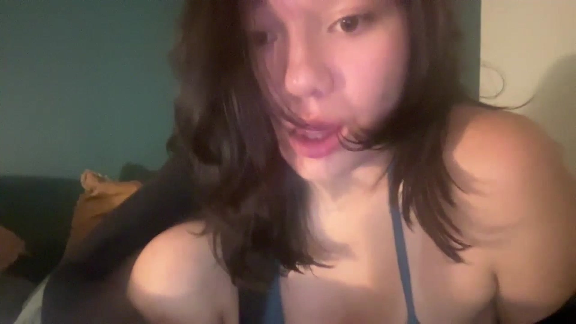 Gallery image thumbnail from imava's myfreecams stream on, 04/28/2024, 05:48 image 10 of 20