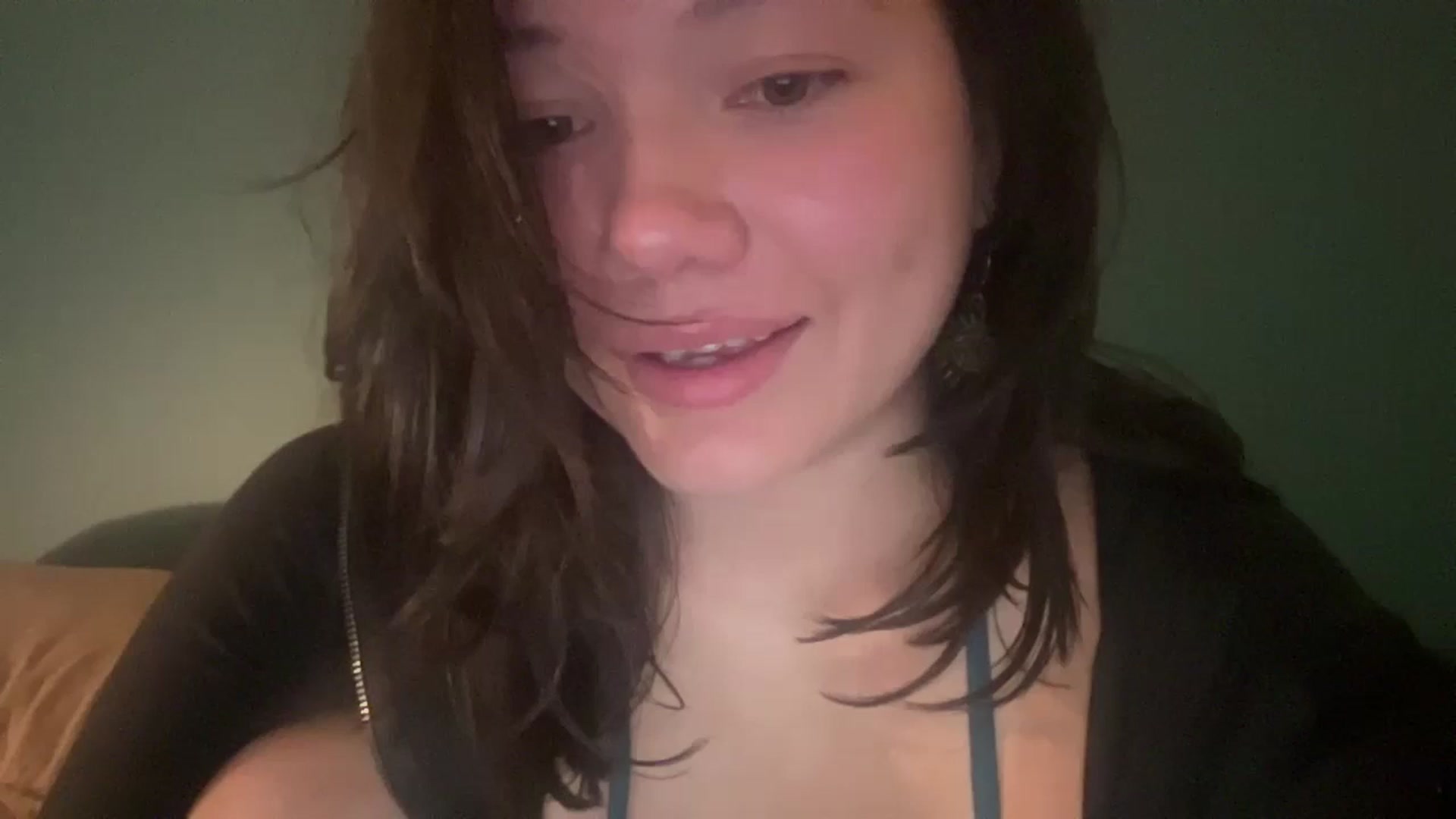 Gallery image thumbnail from imava's myfreecams stream on, 04/28/2024, 05:48 image 18 of 20