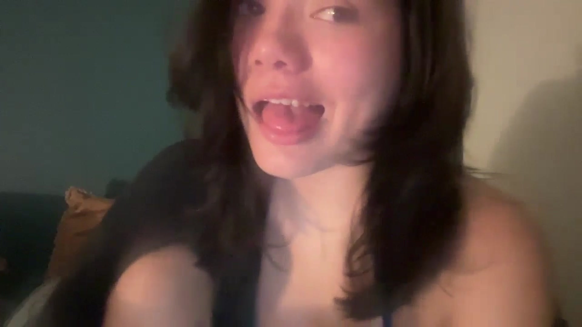 Gallery image thumbnail from imava's myfreecams stream on, 04/28/2024, 05:48 image 11 of 20