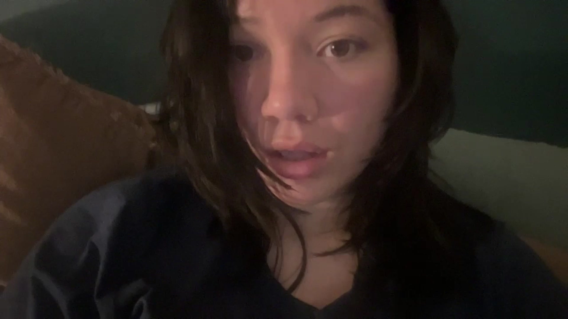 Gallery image thumbnail from imava's myfreecams stream on, 04/29/2024, 07:14 image 17 of 20
