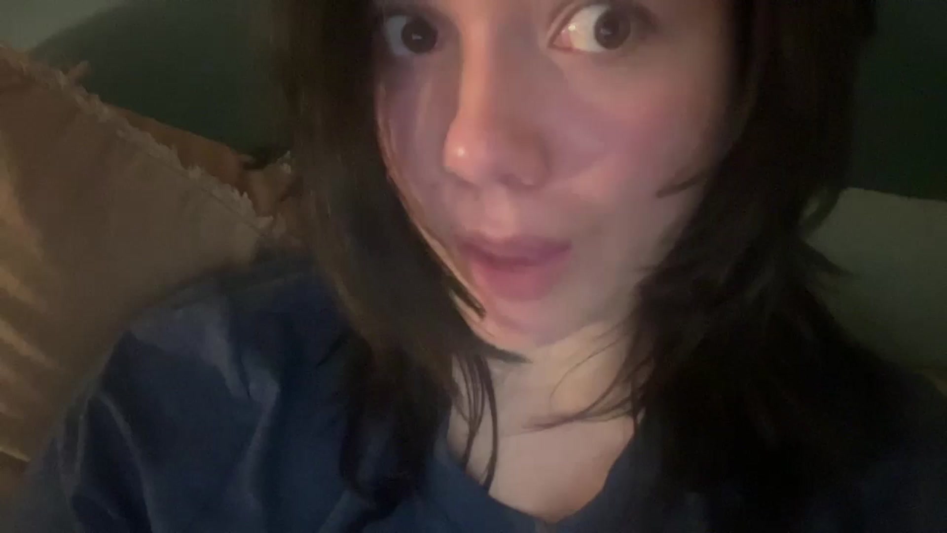 Gallery image thumbnail from imava's myfreecams stream on, 04/29/2024, 07:14 image 12 of 20