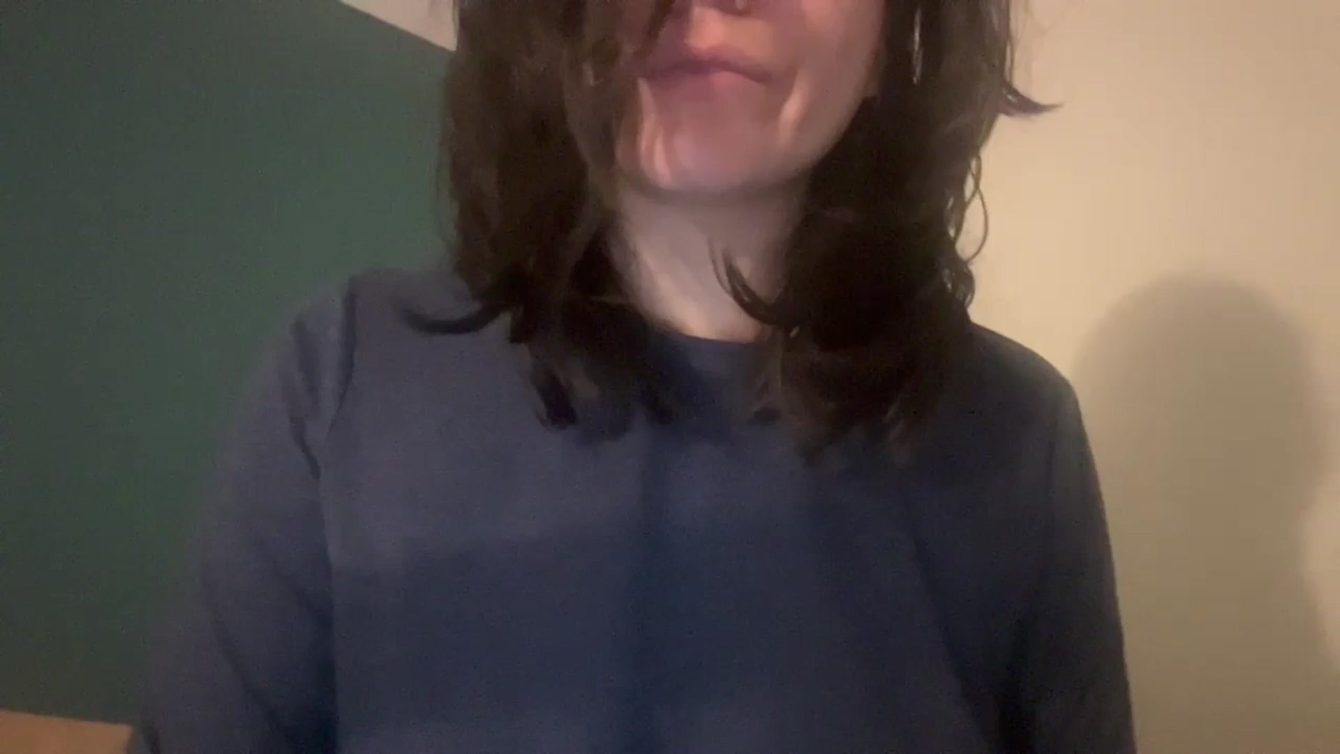 Gallery image thumbnail from imava's myfreecams stream on, 04/29/2024, 19:34 image 5 of 20