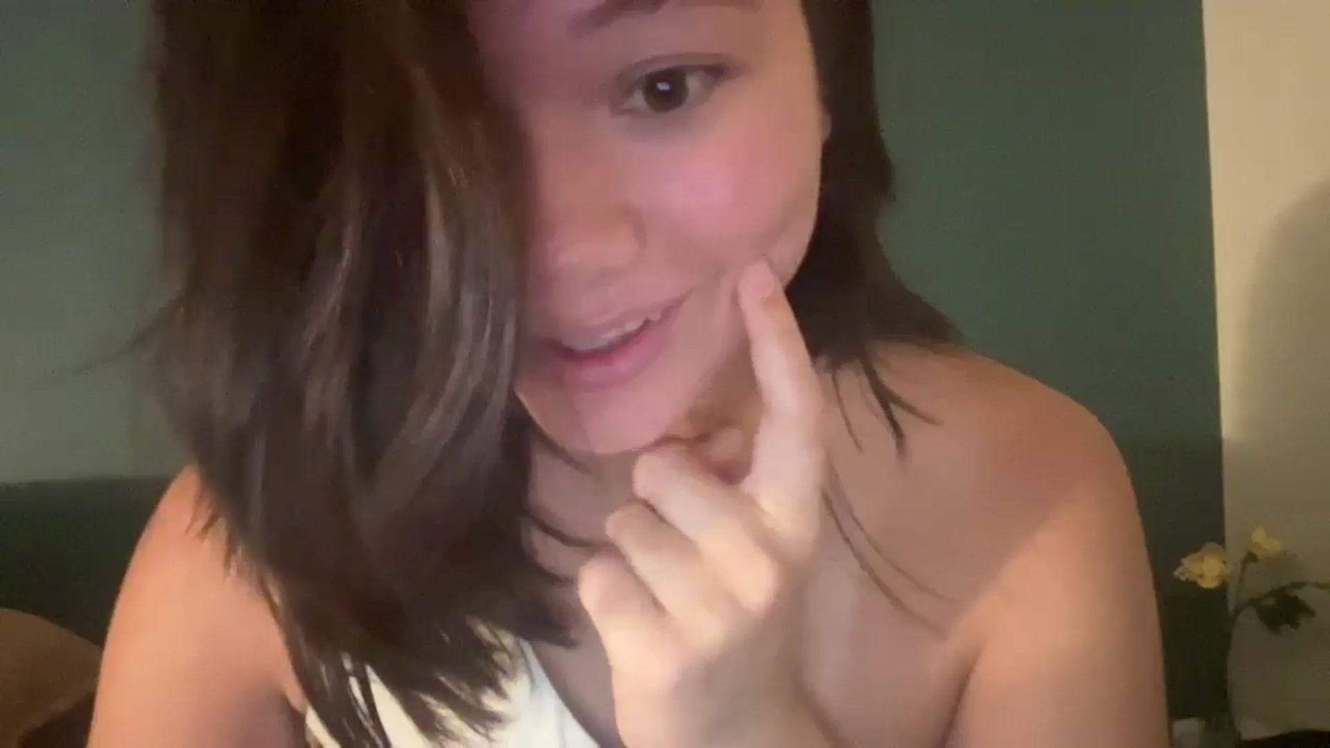 Gallery image thumbnail from imava's myfreecams stream on, 04/30/2024, 23:04 image 9 of 20