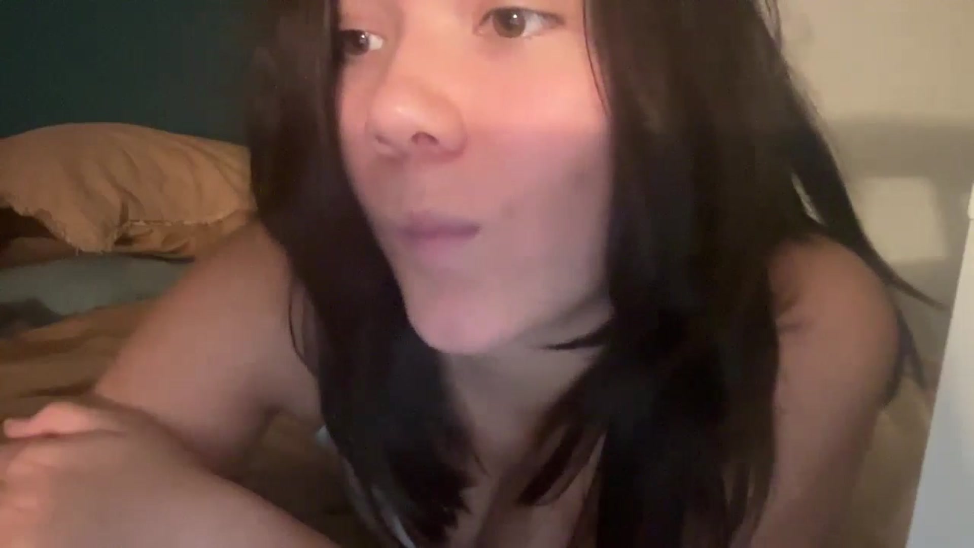 Gallery image thumbnail from imava's myfreecams stream on, 04/30/2024, 23:04 image 6 of 20