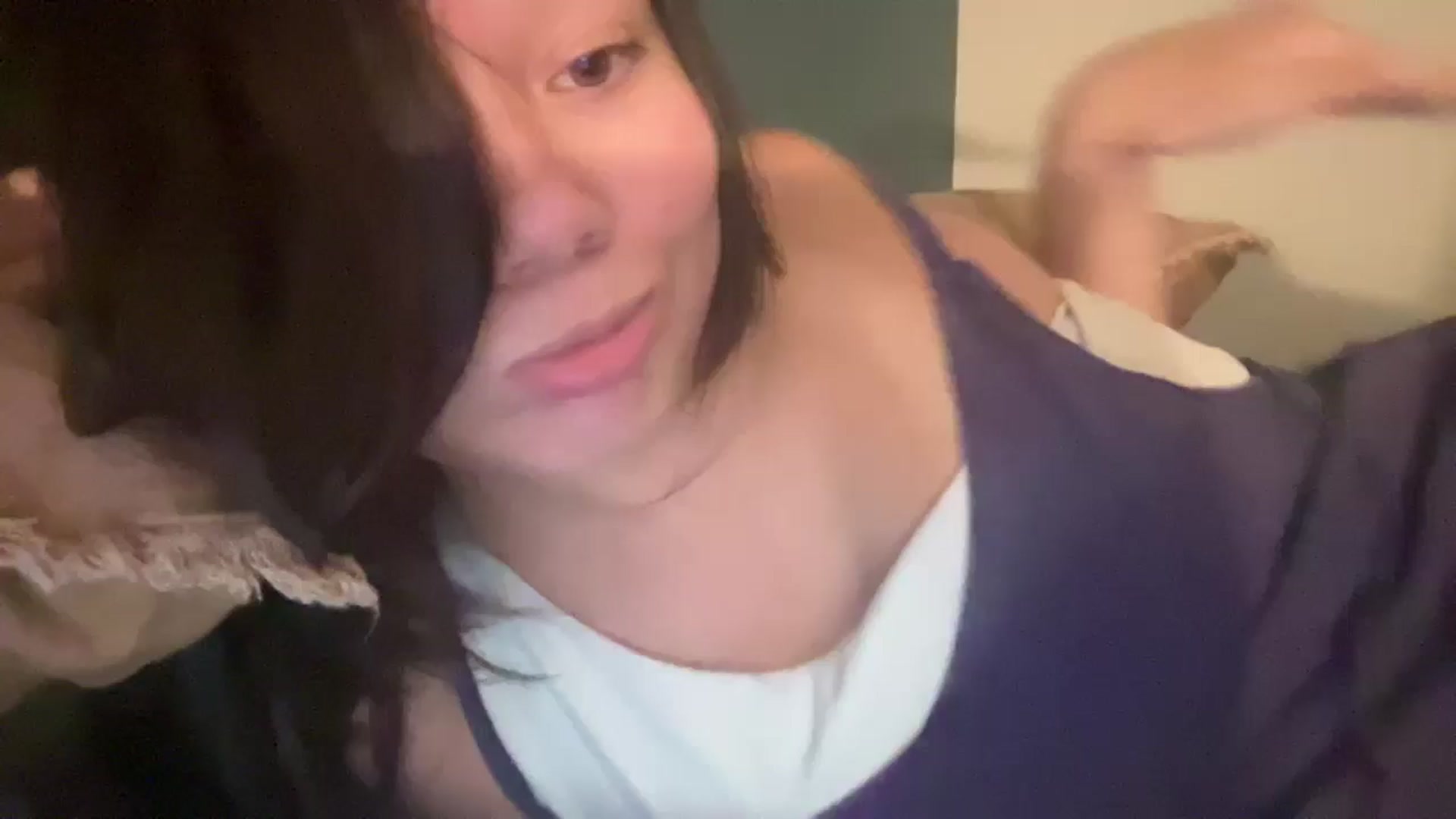Gallery image thumbnail from imava's myfreecams stream on, 04/30/2024, 23:04 image 14 of 20