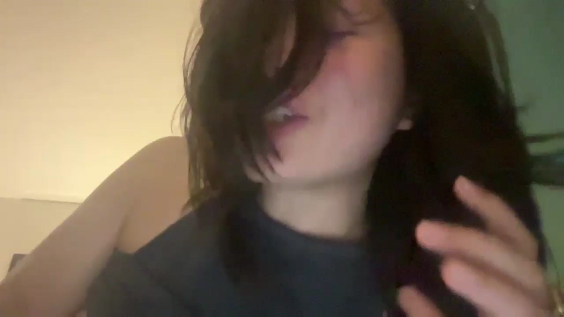 Gallery image thumbnail from imava's myfreecams stream on, 05/02/2024, 03:10 image 1 of 20