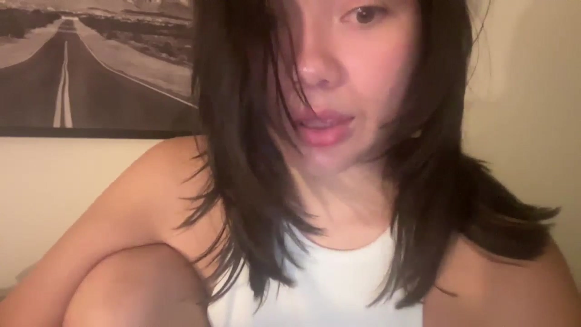 Gallery image thumbnail from imava's myfreecams stream on, 05/04/2024, 08:09 image 17 of 20