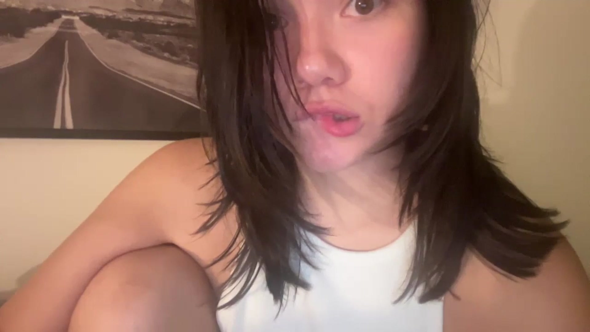 Gallery image thumbnail from imava's myfreecams stream on, 05/04/2024, 08:09 image 18 of 20
