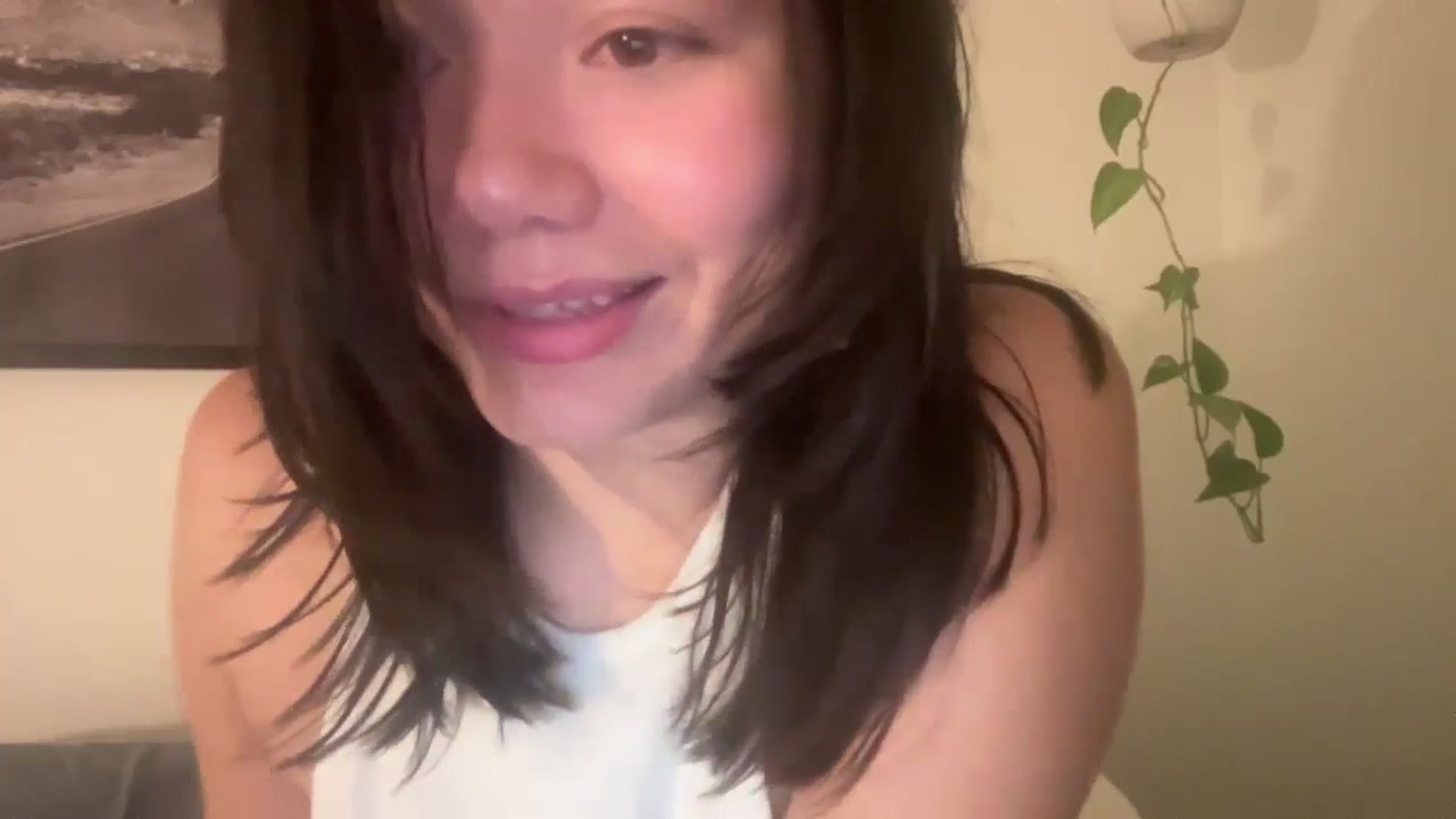 Gallery image thumbnail from imava's myfreecams stream on, 05/04/2024, 08:09 image 14 of 20