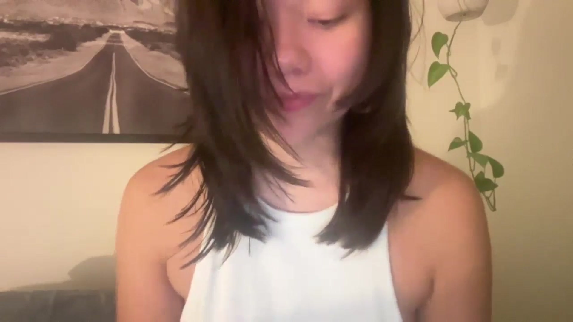 Gallery image thumbnail from imava's myfreecams stream on, 05/04/2024, 08:09 image 15 of 20